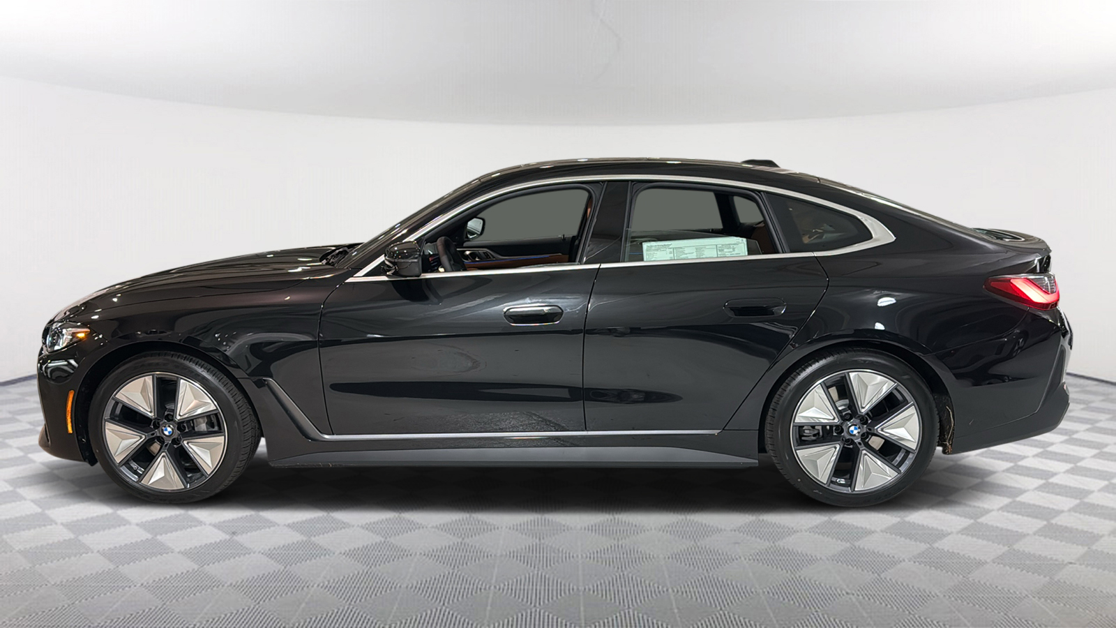 2025 BMW i4 eDrive40 3