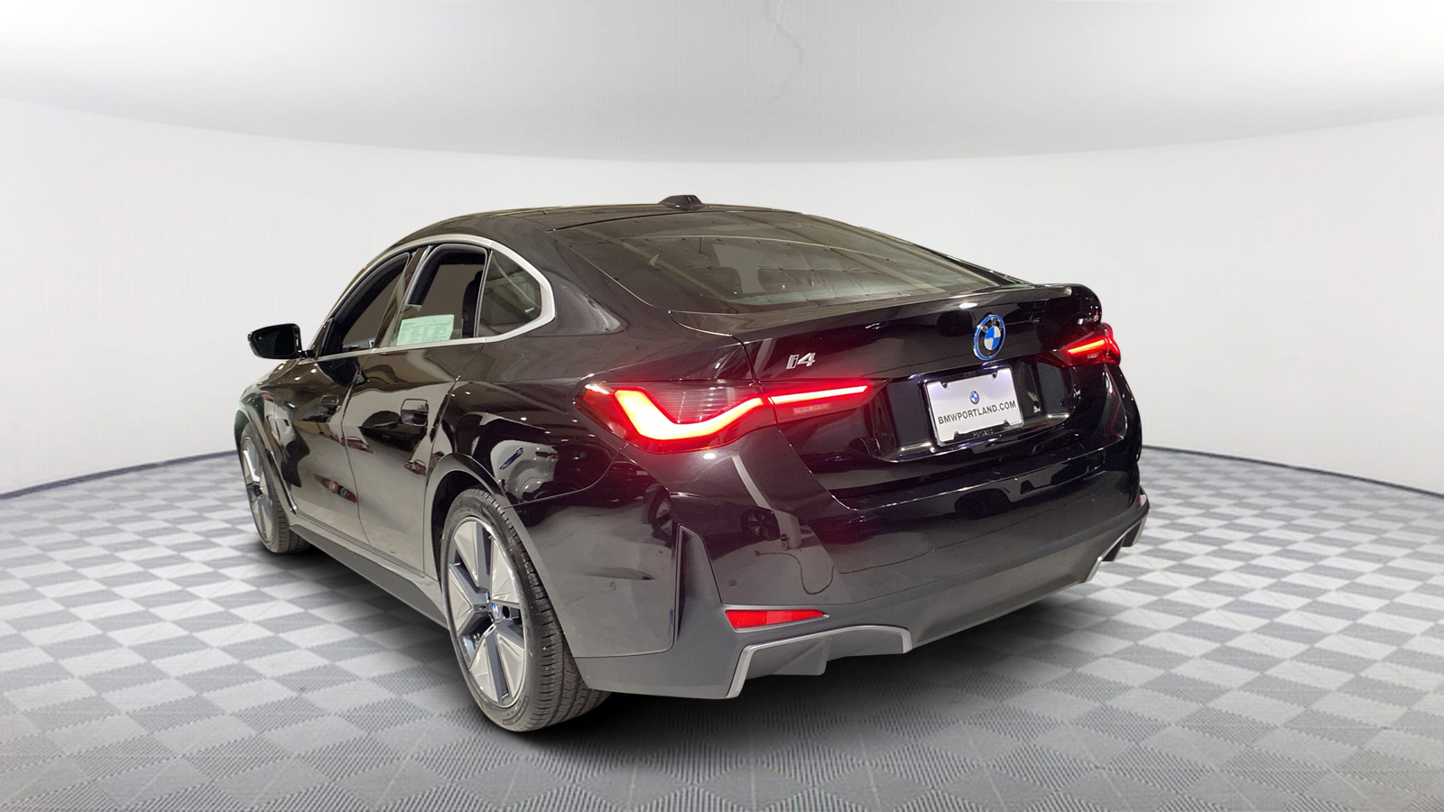 2025 BMW i4 eDrive40 4