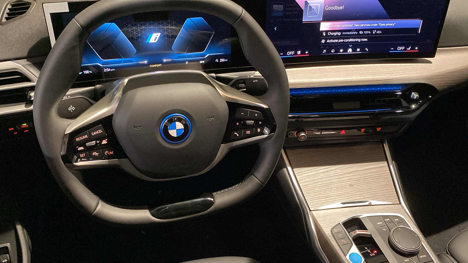 2025 BMW i4 eDrive40 25