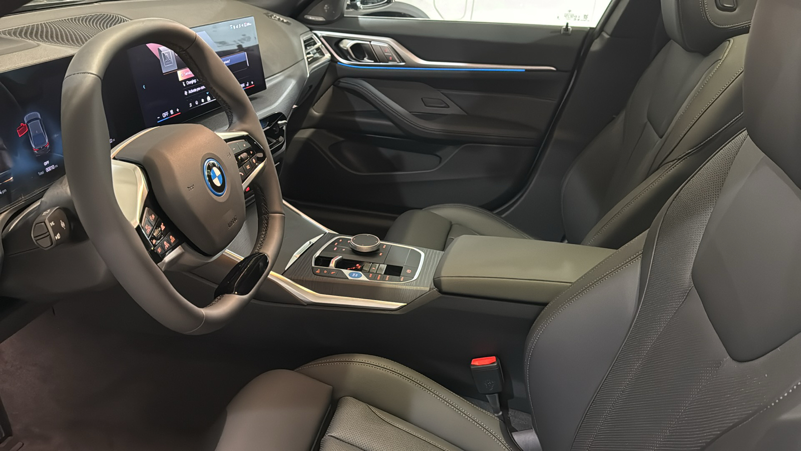 2025 BMW i4 eDrive40 27