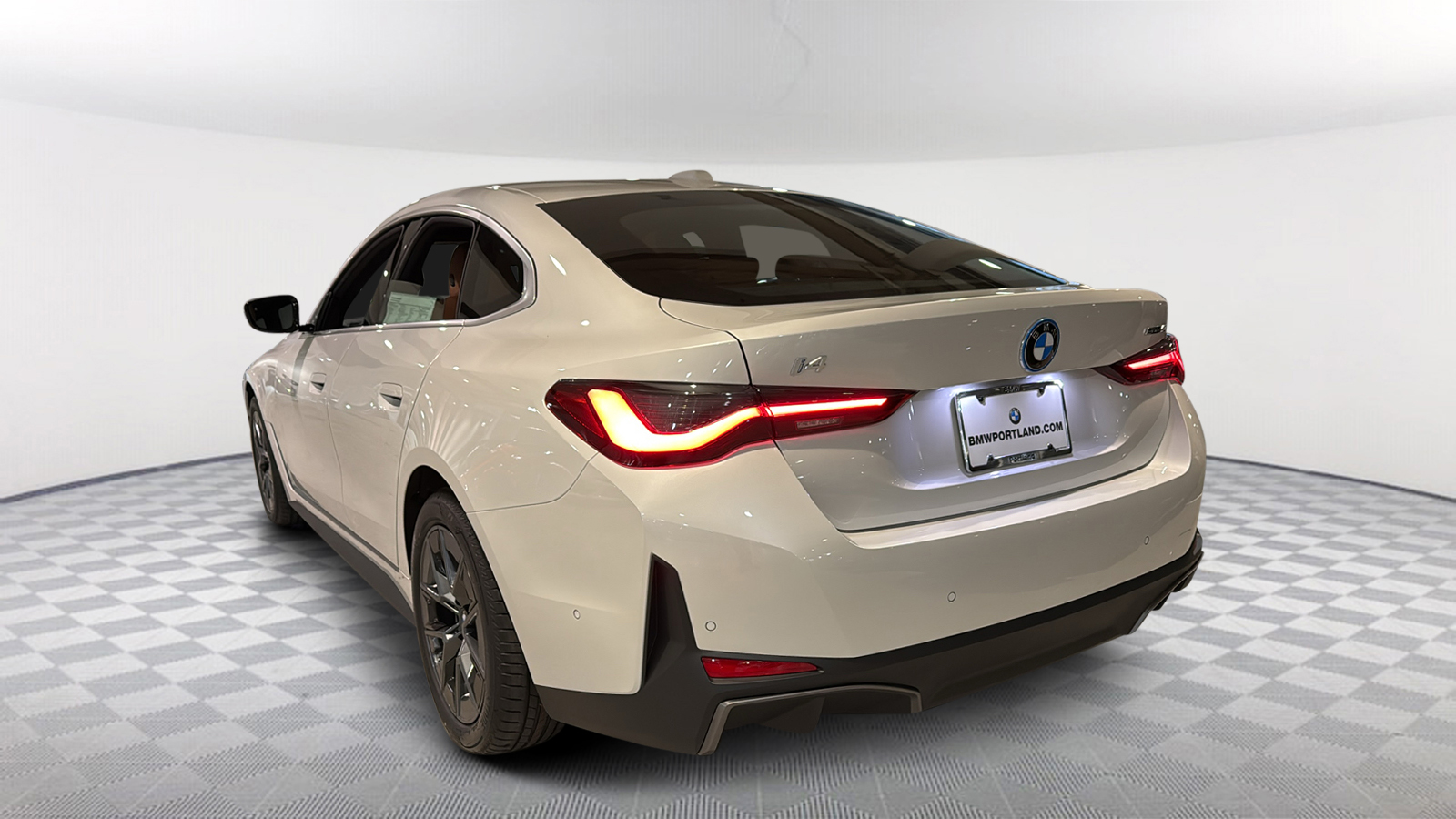 2025 BMW i4 eDrive40 4