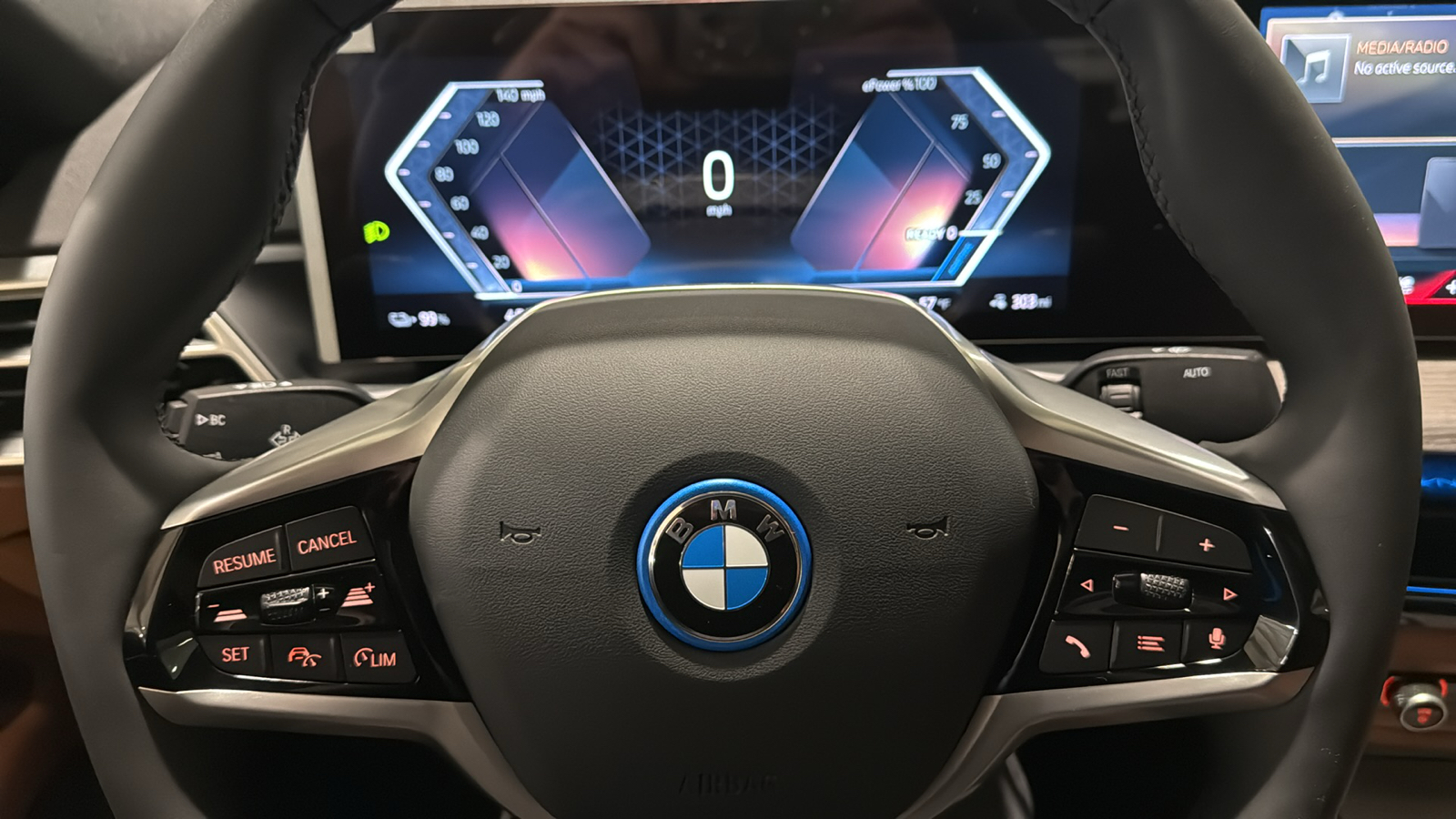 2025 BMW i4 eDrive40 17