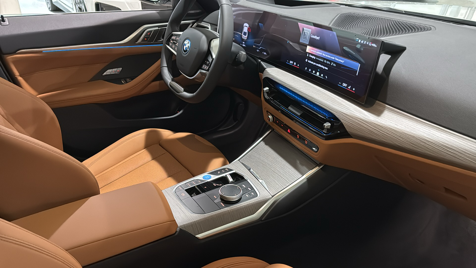 2025 BMW i4 eDrive40 35