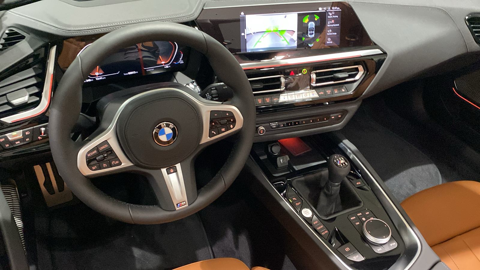 2025 BMW Z4 M40i 24