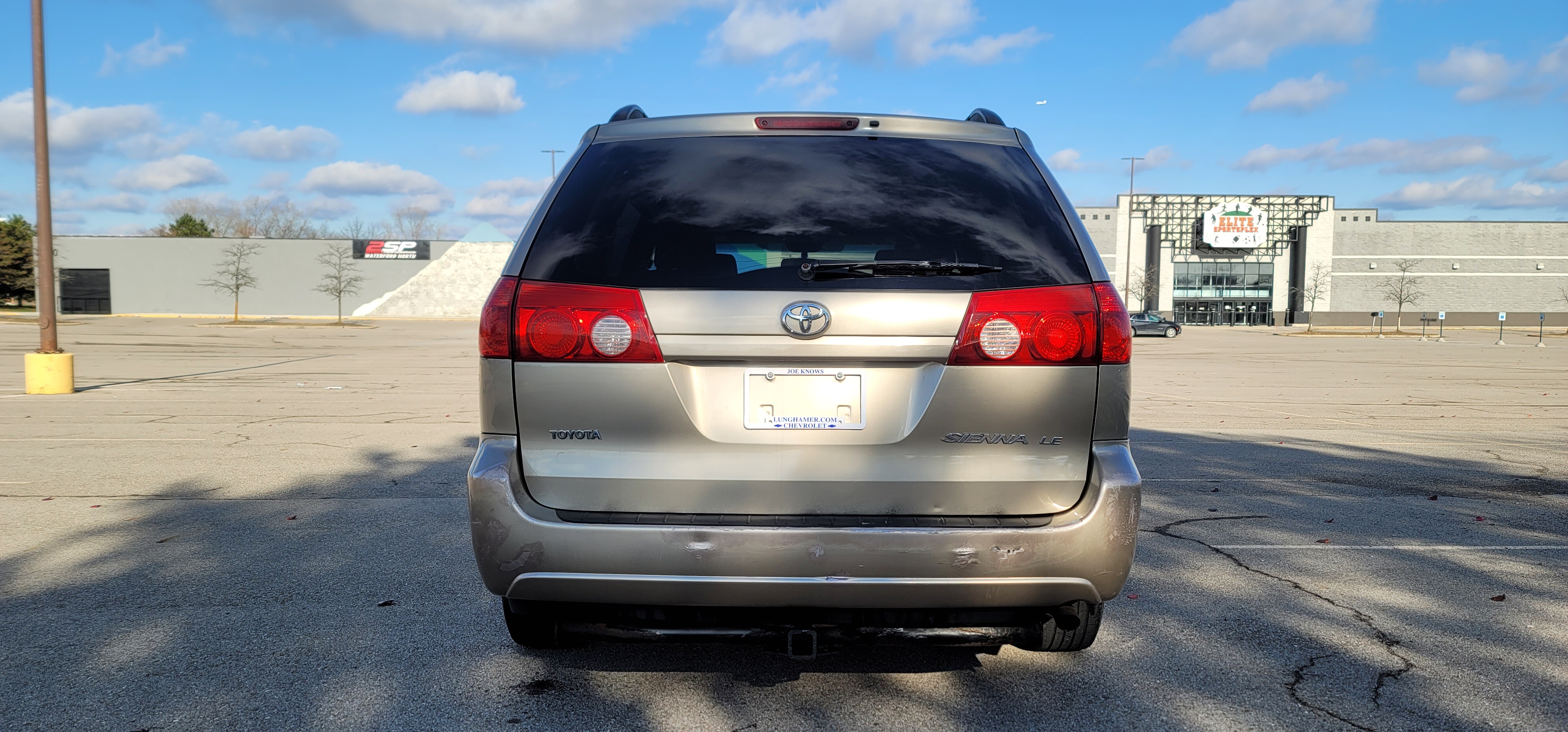 2009 Toyota Sienna LE 37