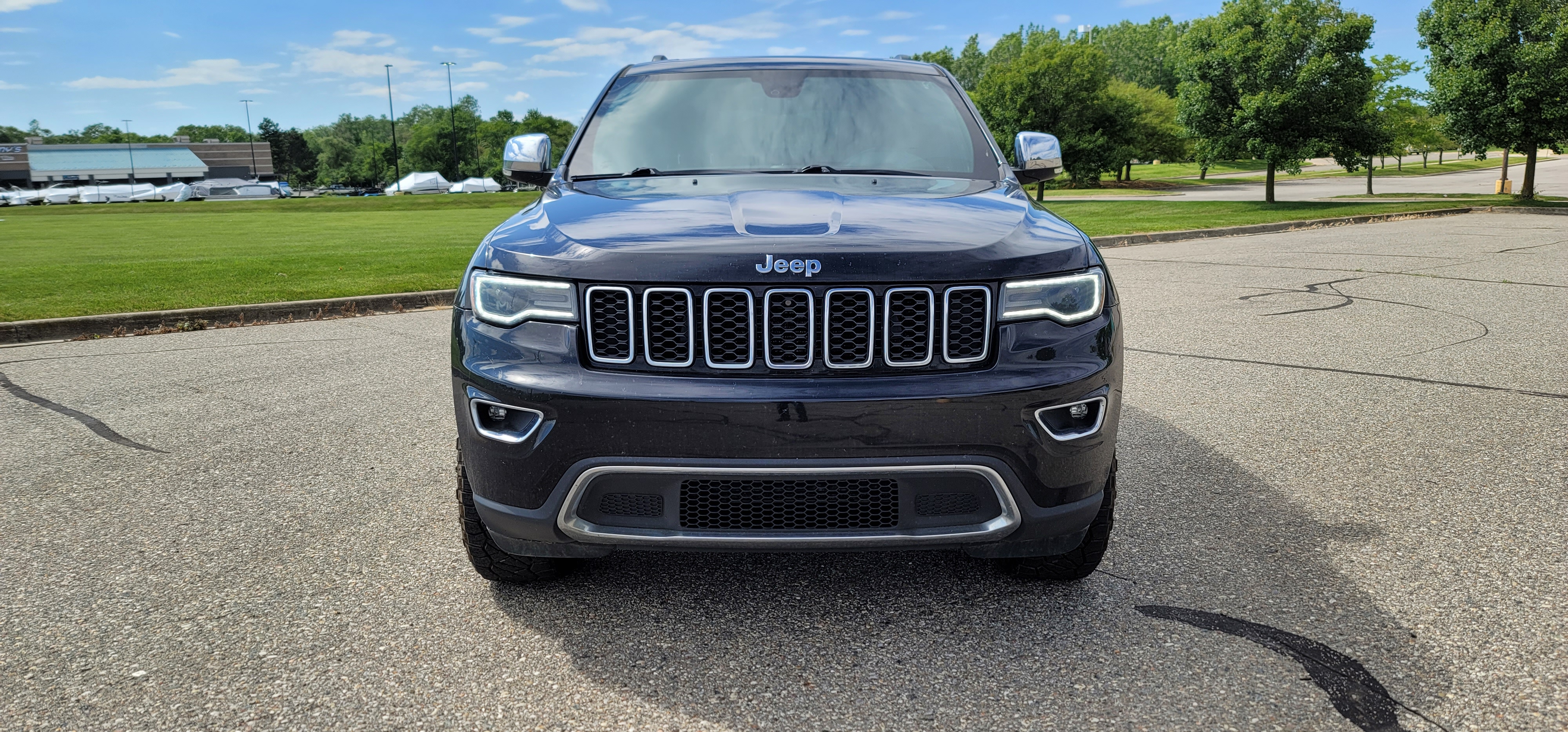 2019 Jeep Grand Cherokee Limited 38