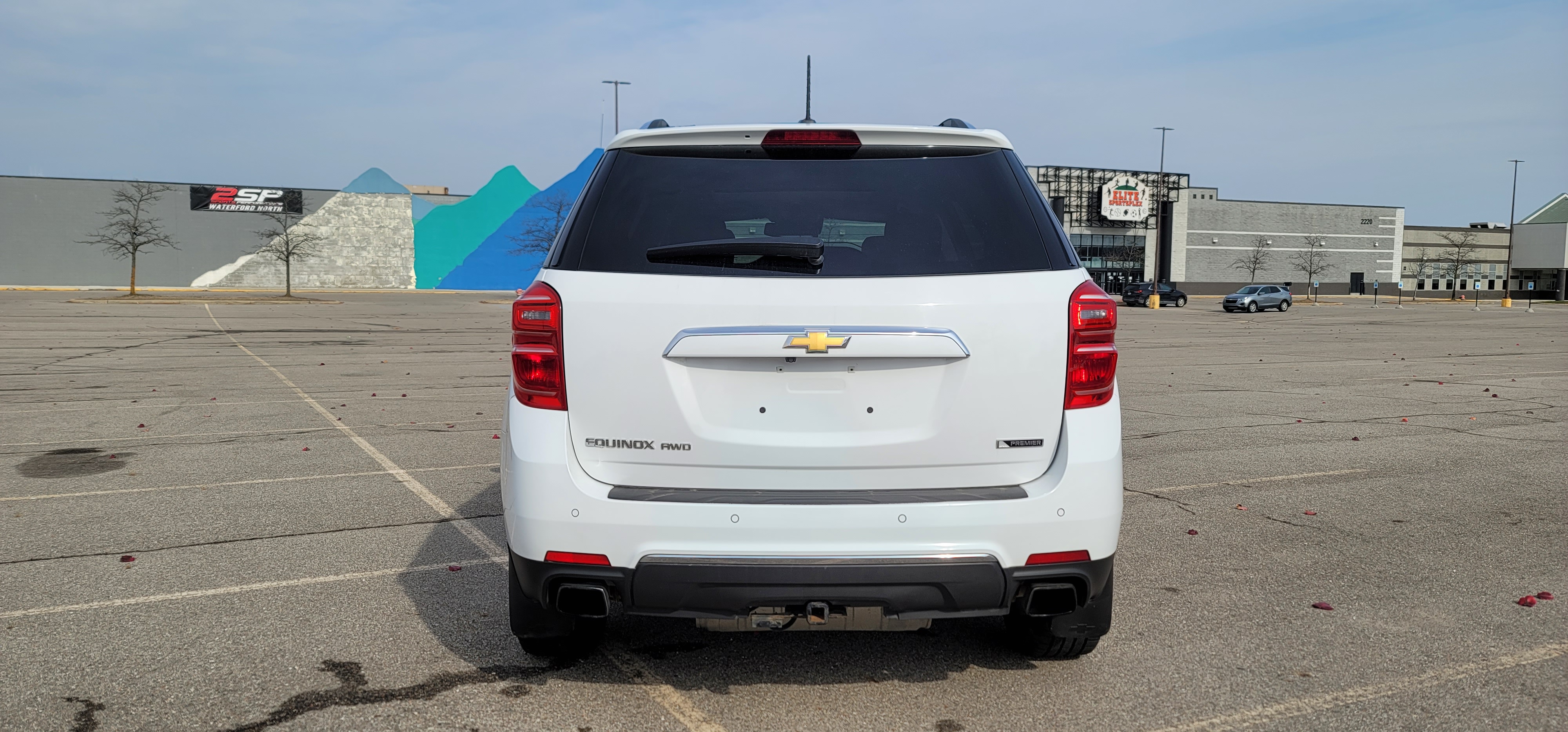 2017 Chevrolet Equinox Premier 44