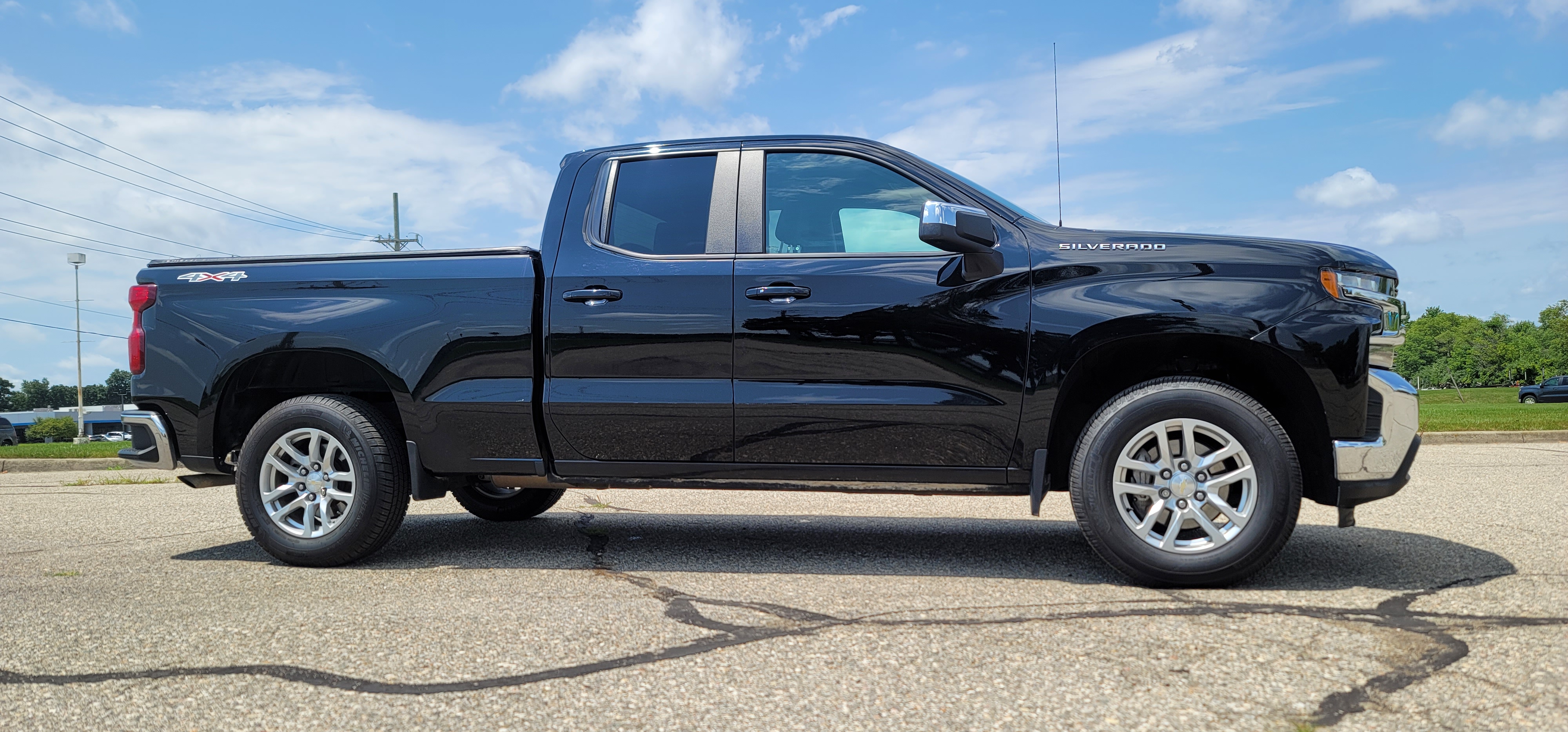 2020 Chevrolet Silverado 1500 LT 3