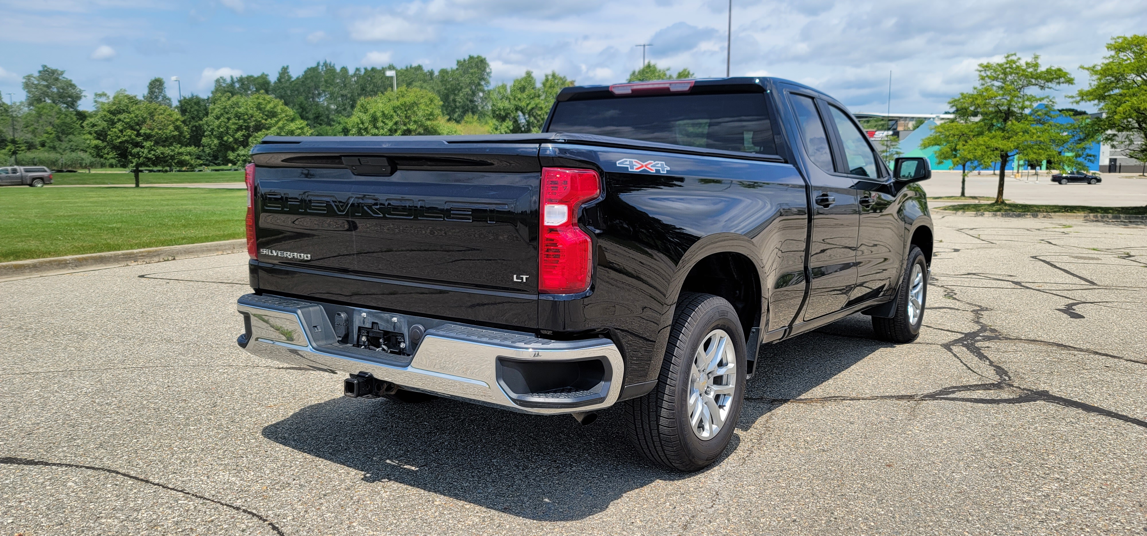 2020 Chevrolet Silverado 1500 LT 4