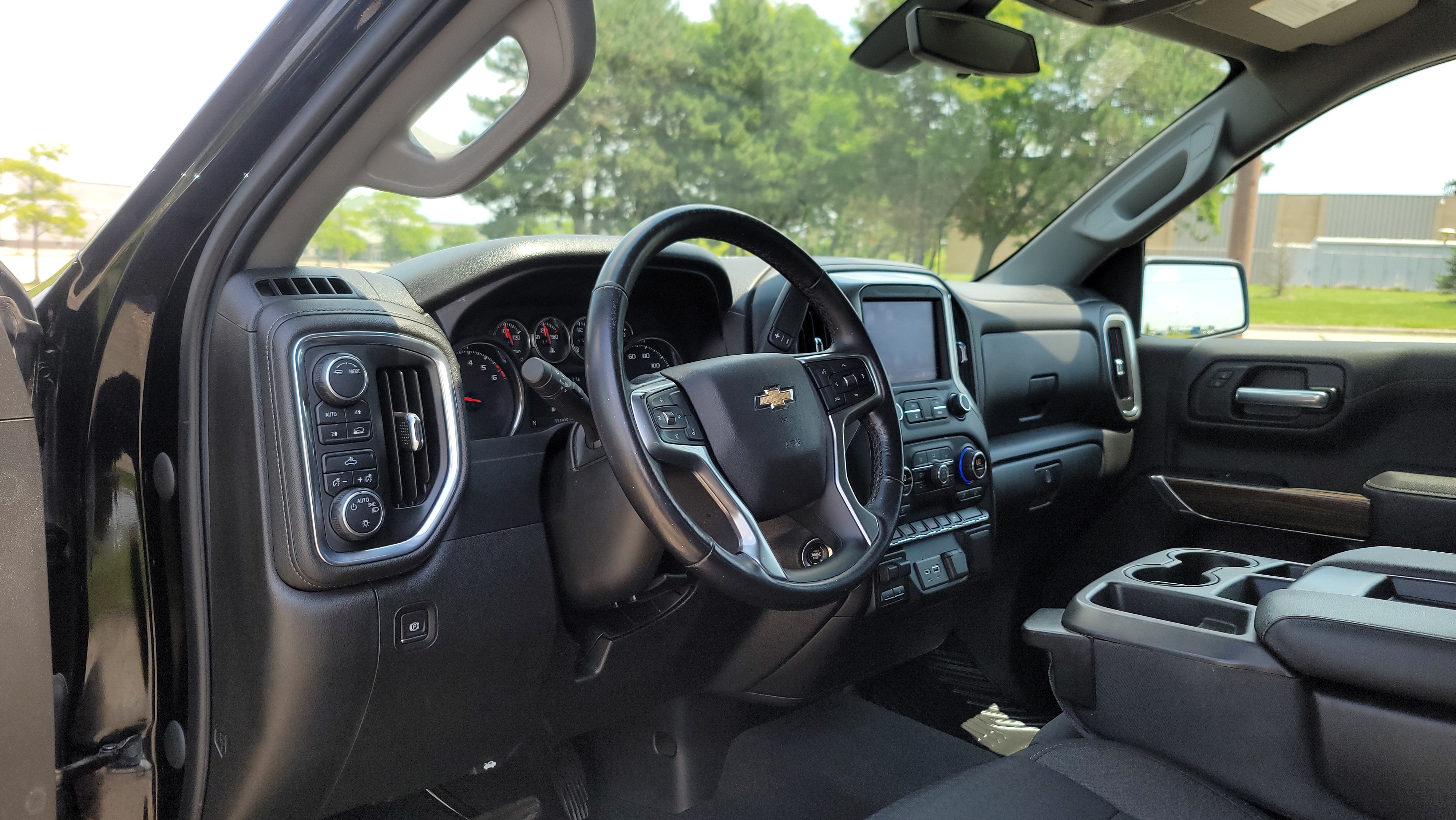 2020 Chevrolet Silverado 1500 LT 32