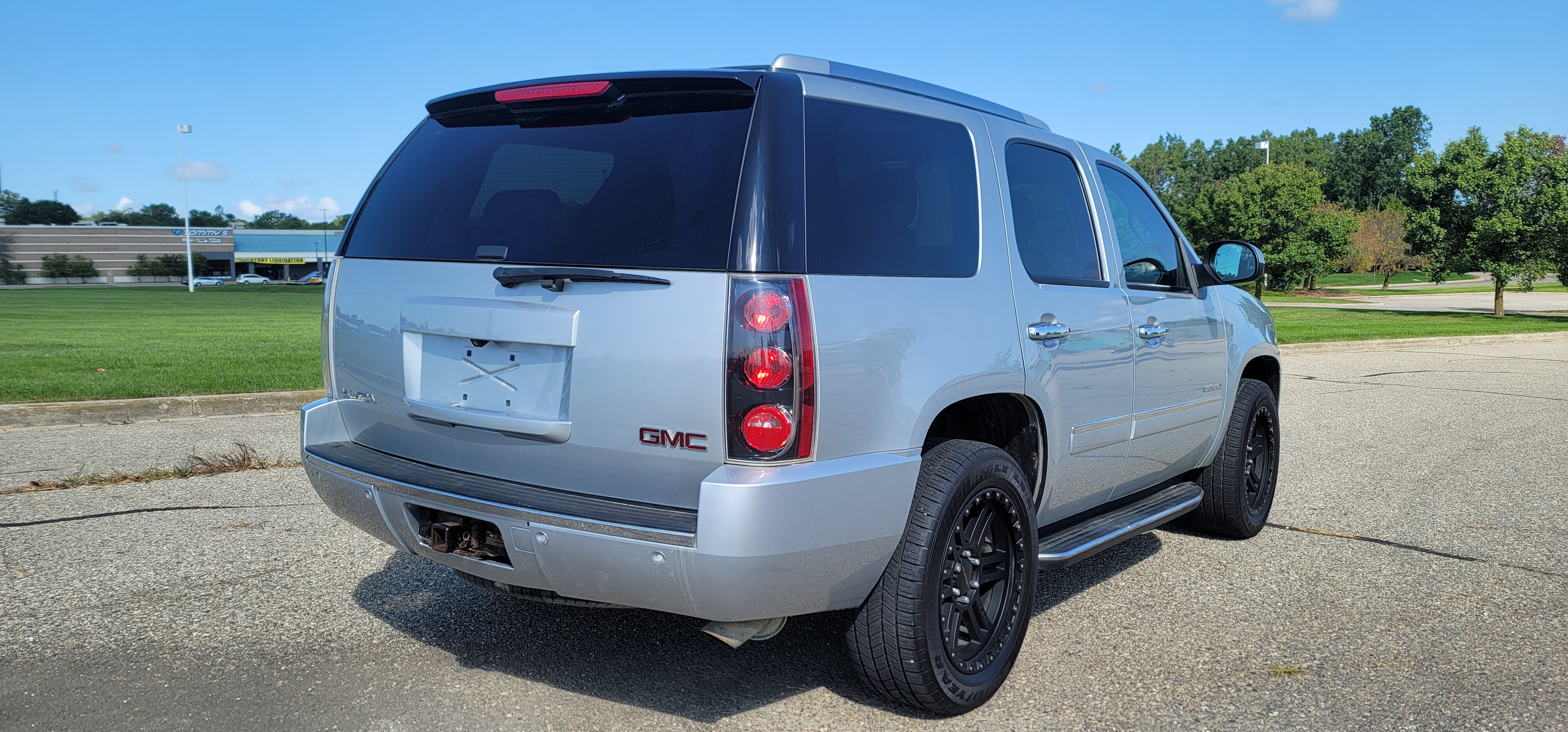 2013 GMC Yukon Denali 4