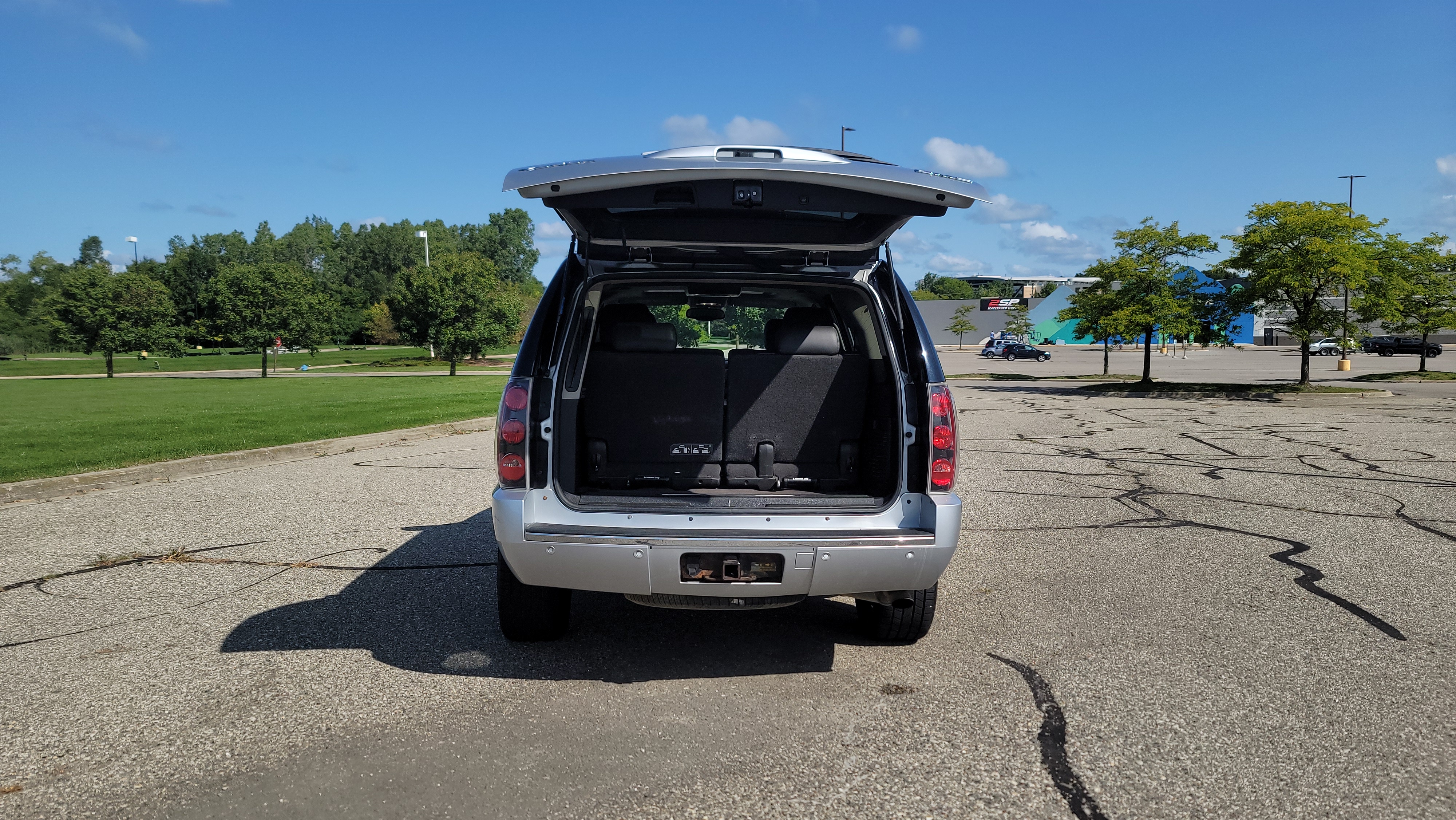 2013 GMC Yukon Denali 34