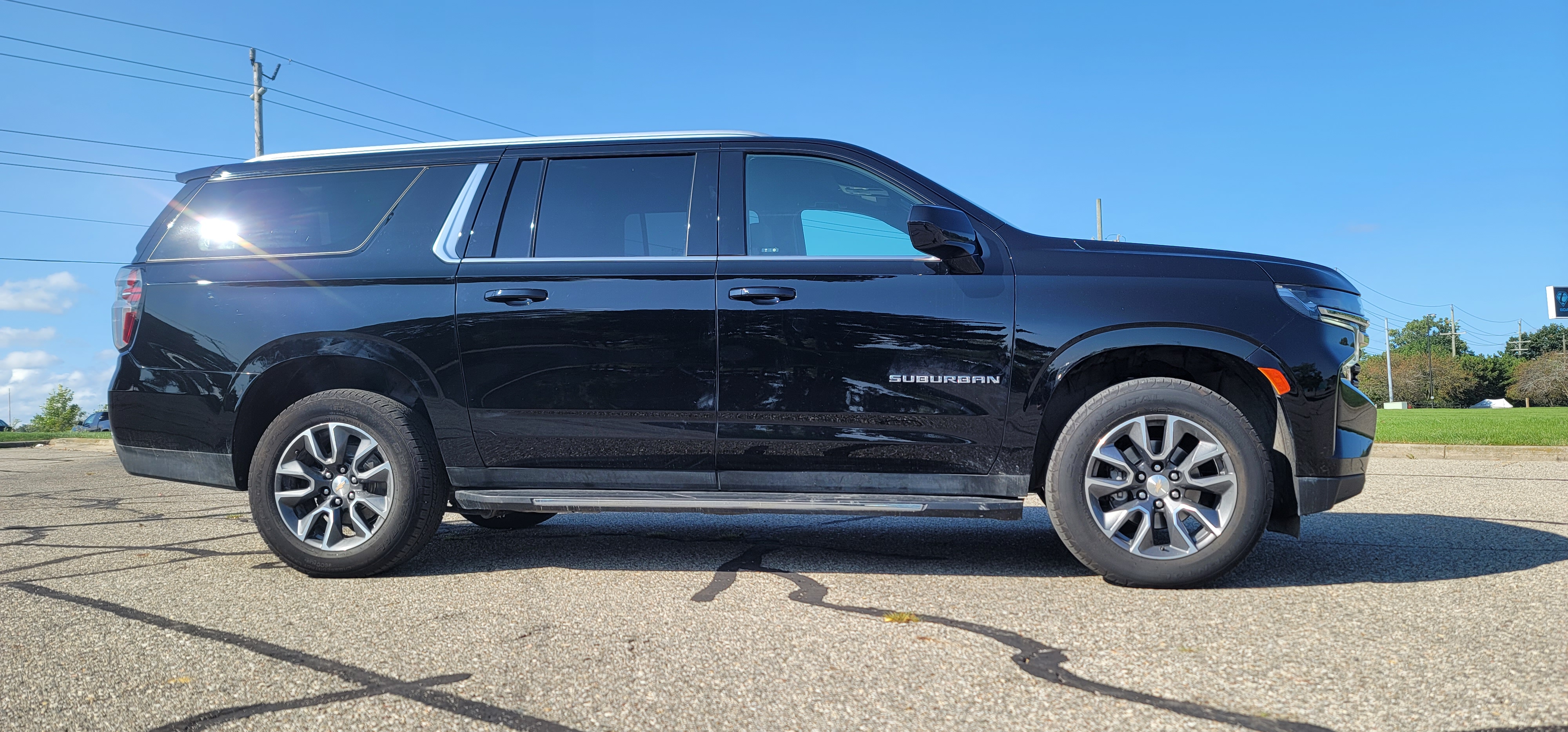 2021 Chevrolet Suburban LS 3