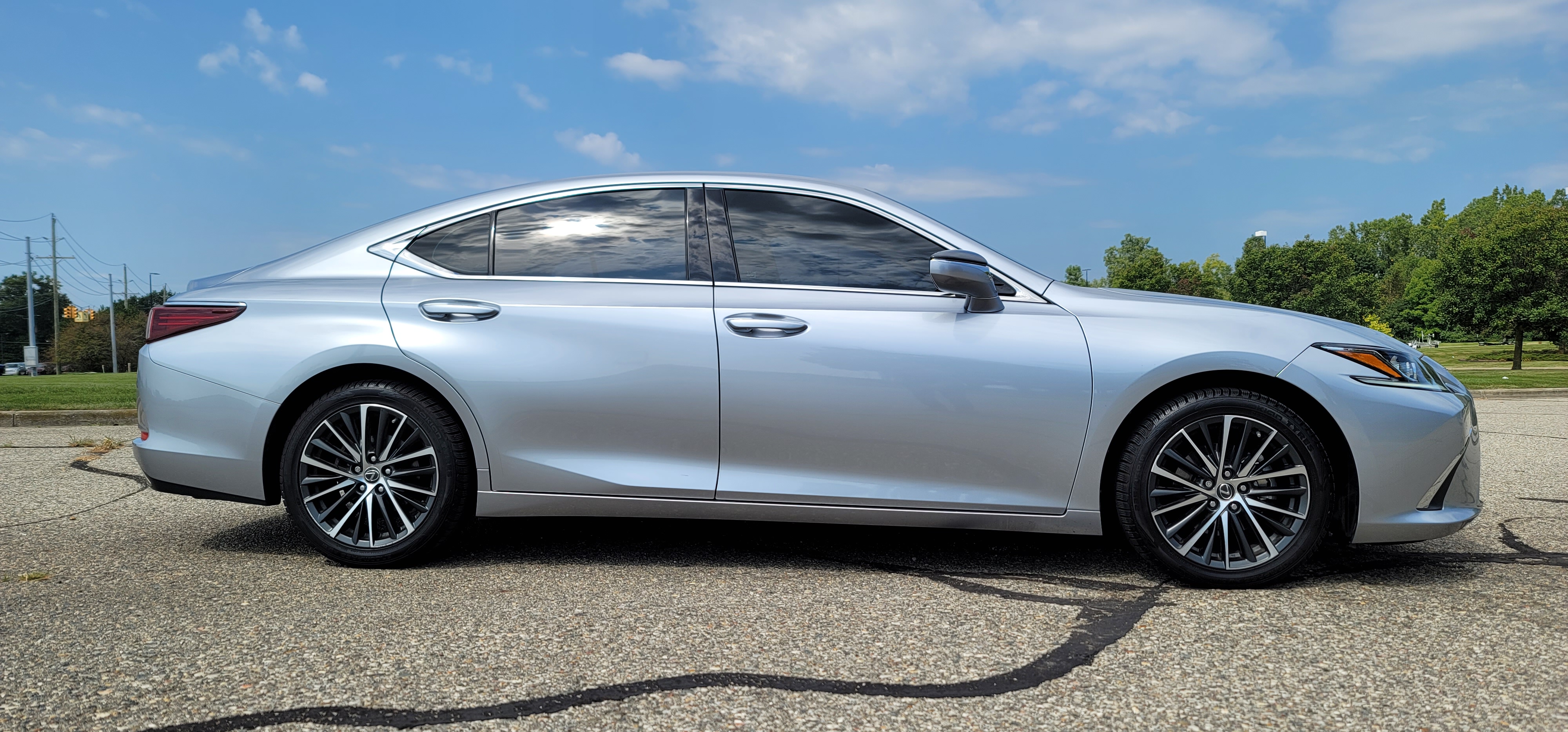 2022 Lexus ES 350 3