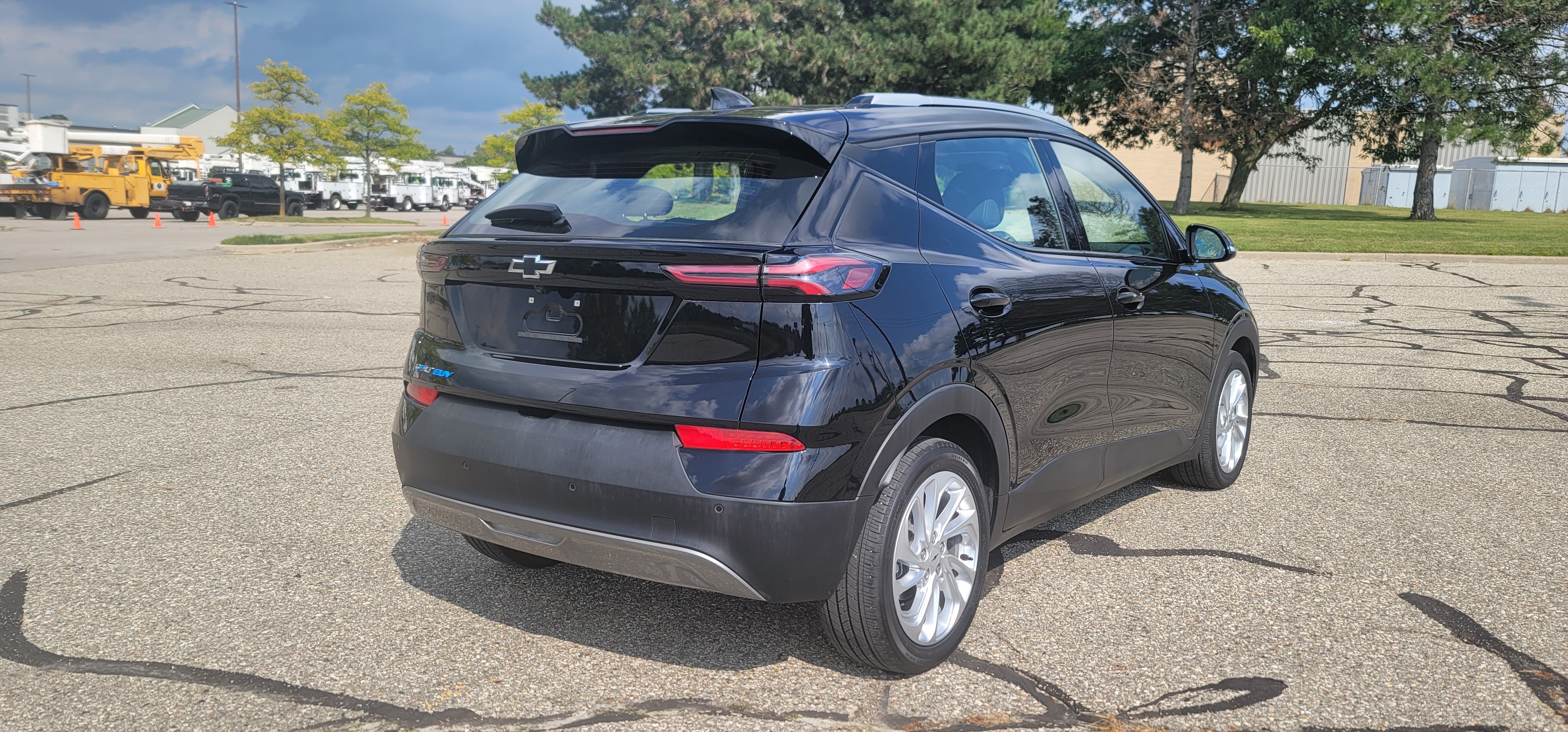 2023 Chevrolet Bolt EUV LT 4