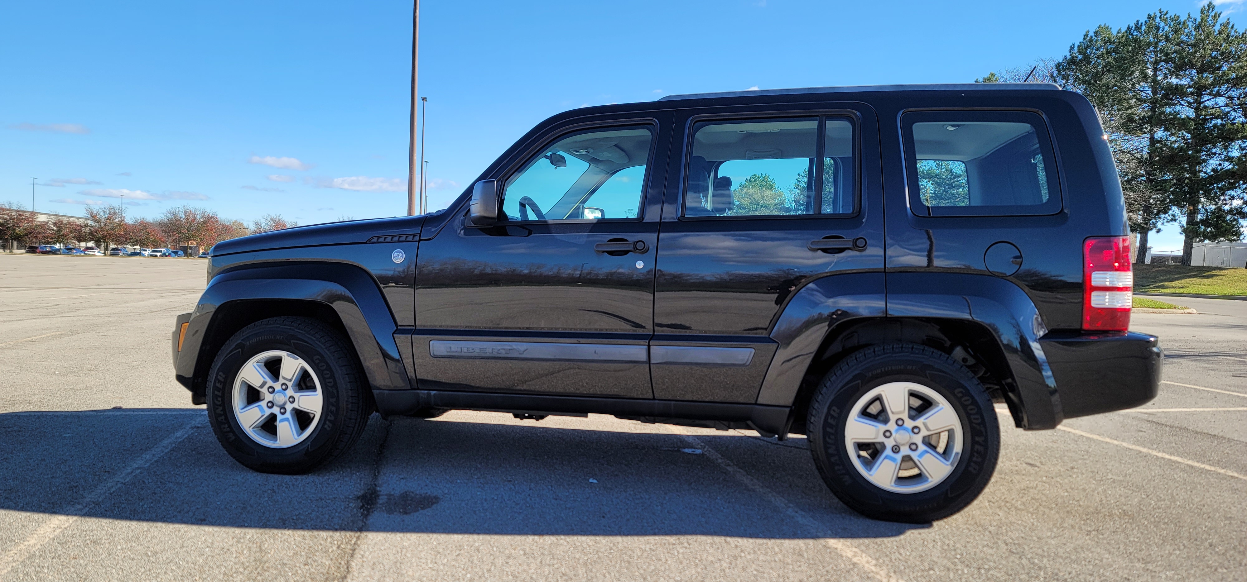 2012 Jeep Liberty Sport 6