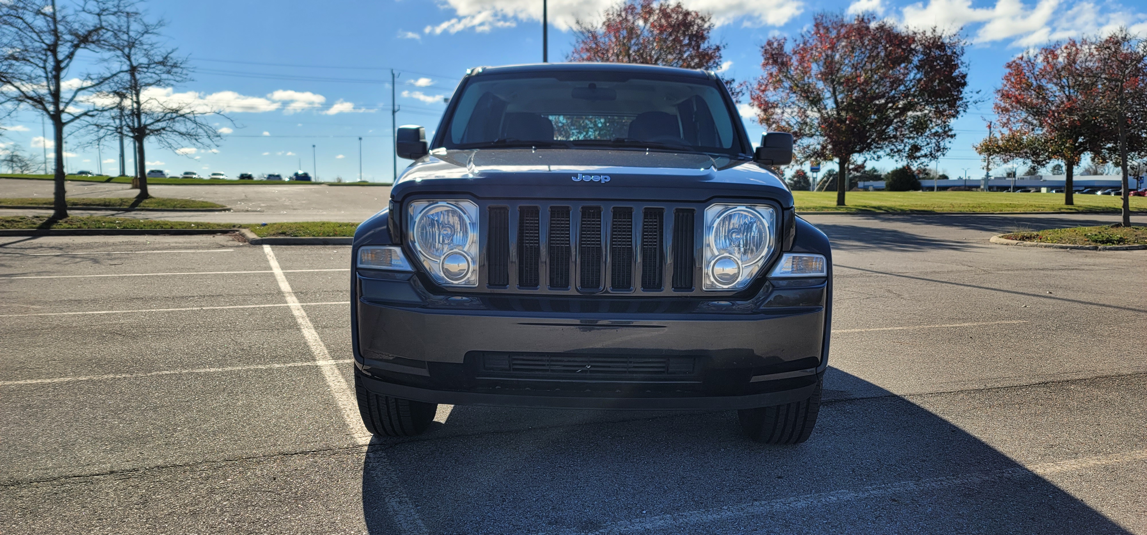 2012 Jeep Liberty Sport 32