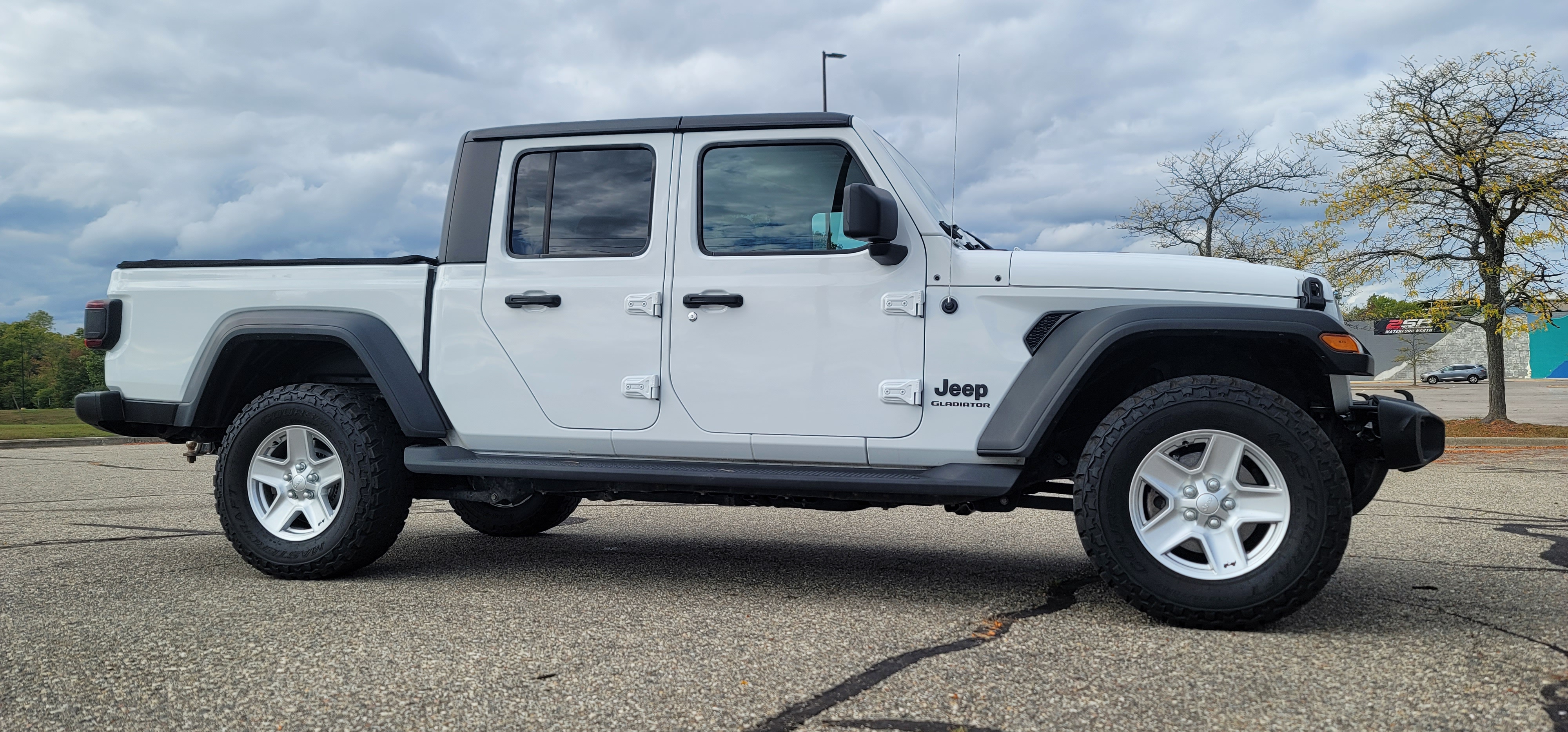 2020 Jeep Gladiator Sport 3