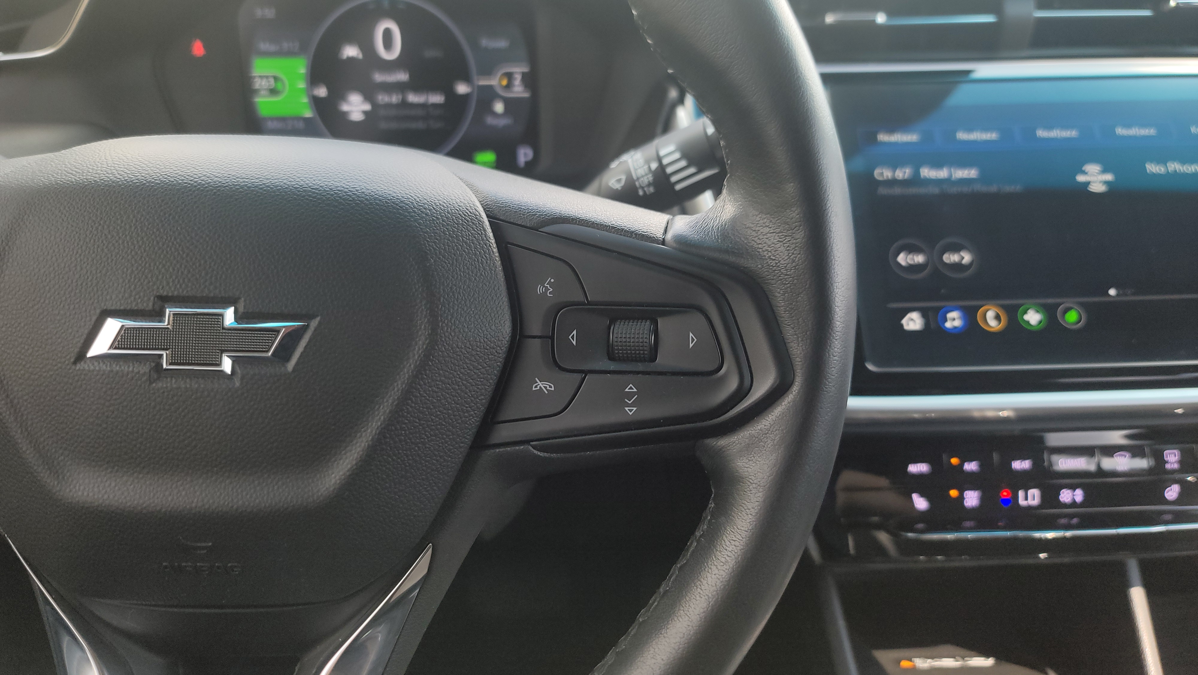 2023 Chevrolet Bolt EV 2LT 16