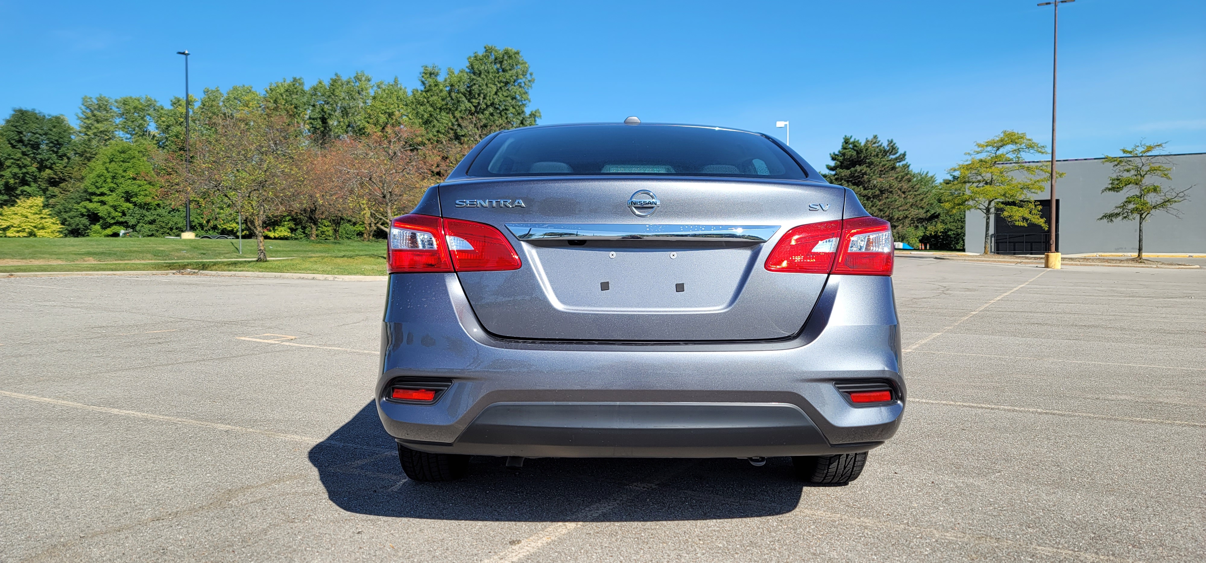 2018 Nissan Sentra SV 34