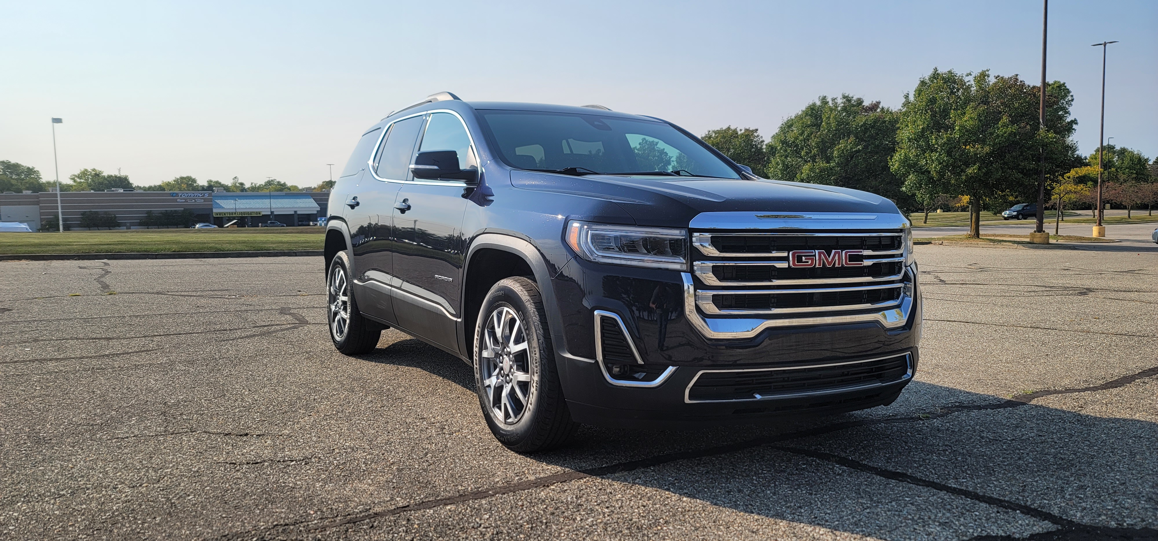 2022 GMC Acadia SLT 2