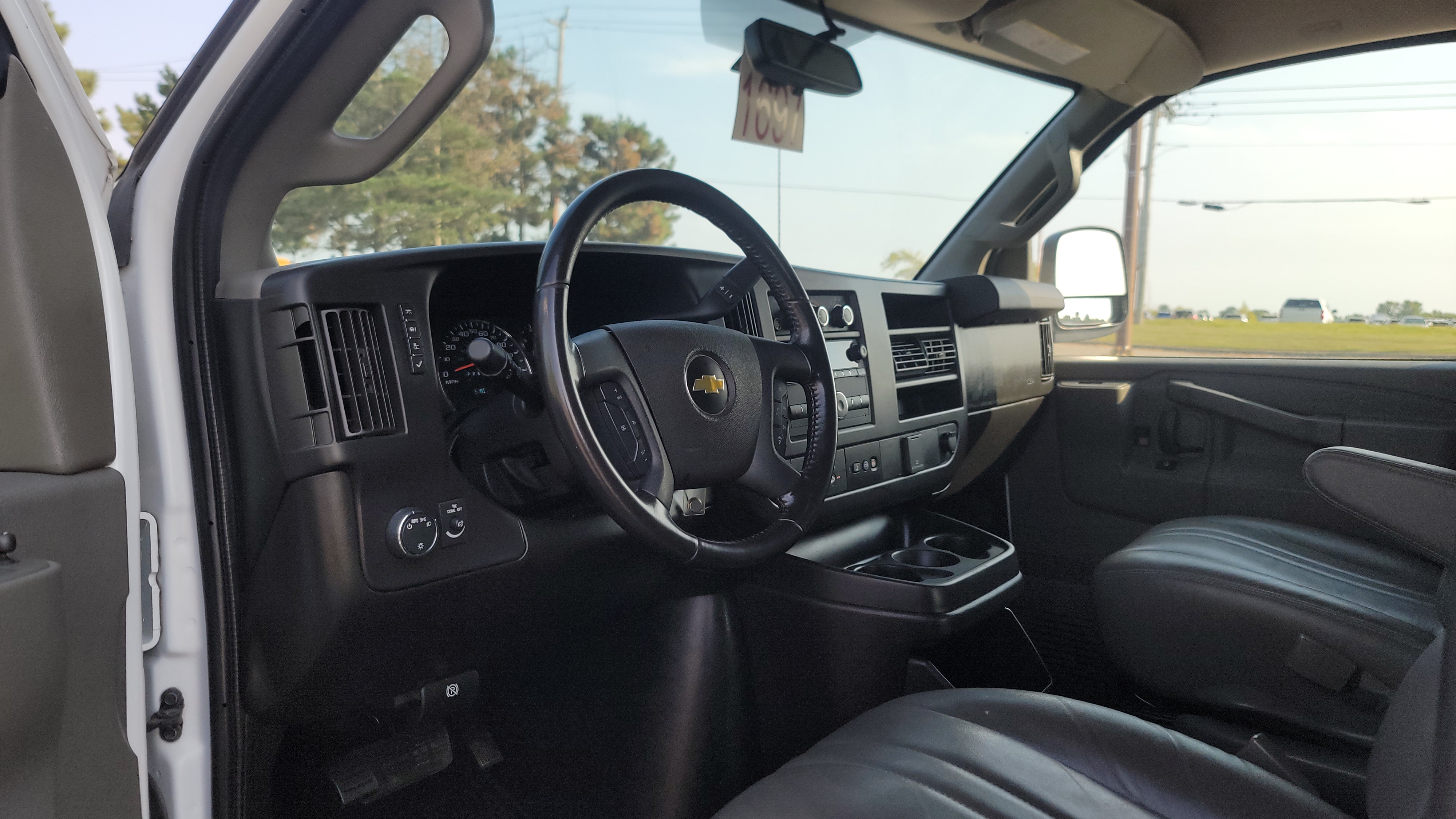 2021 Chevrolet Express 2500 Work Van 26