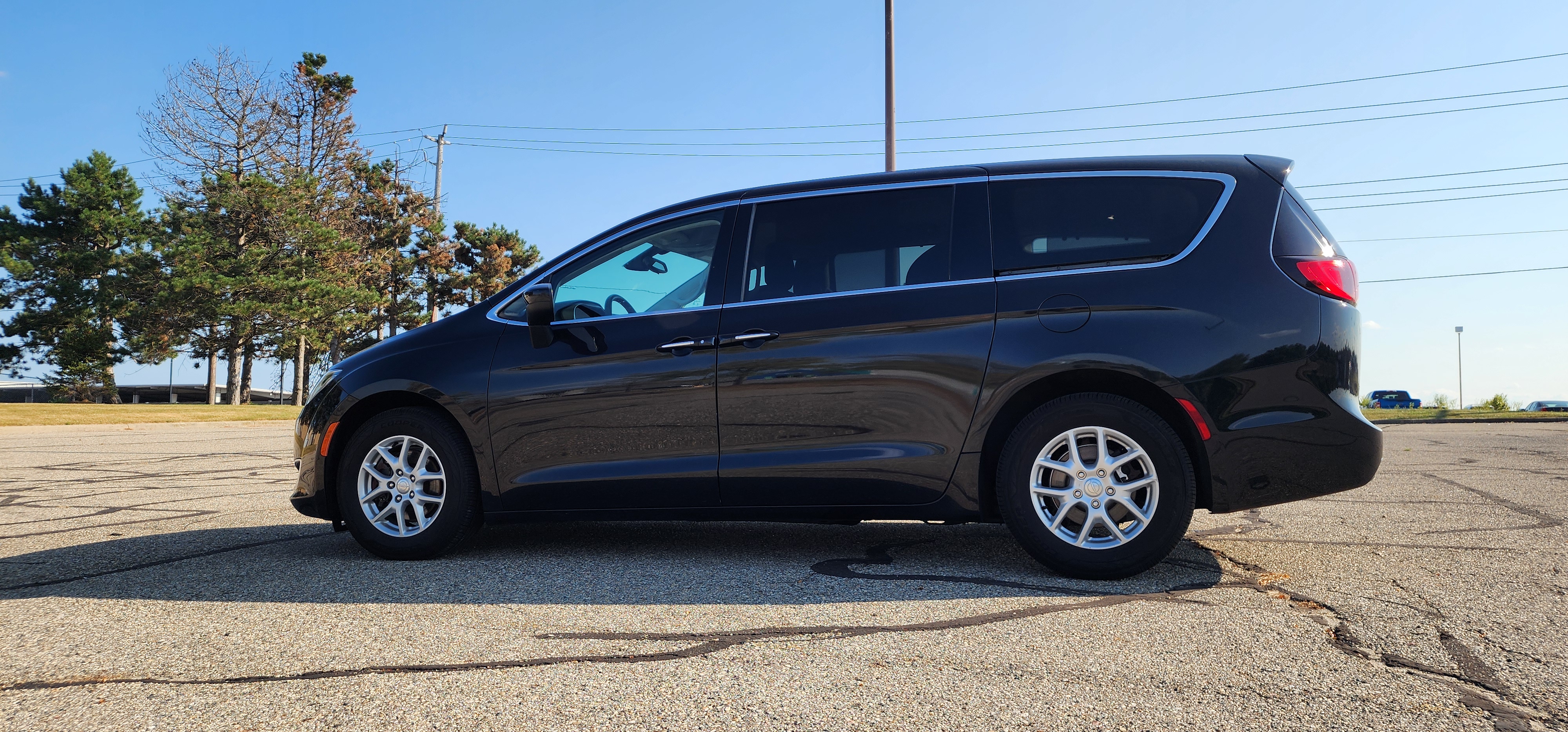 2017 Chrysler Pacifica Touring L 6