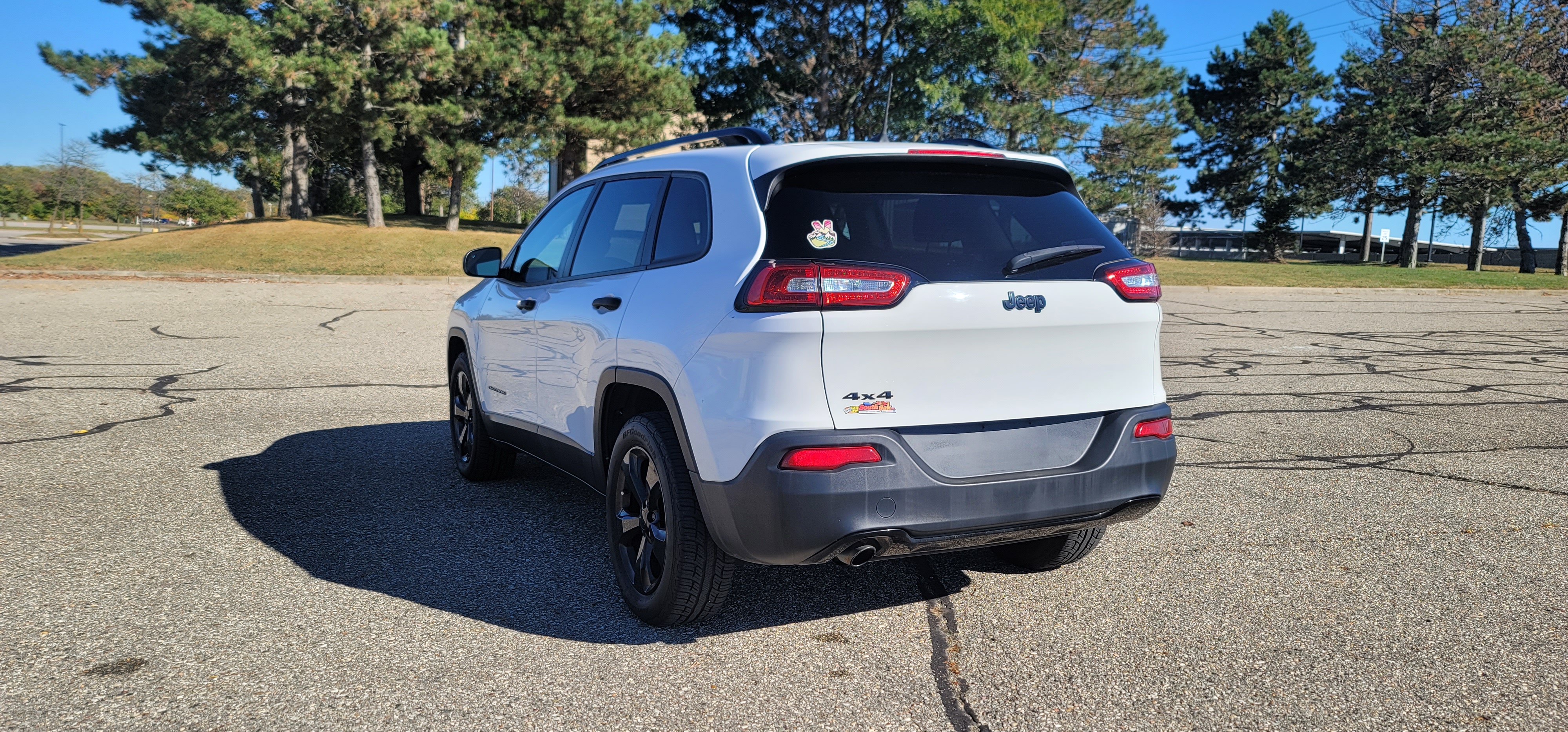 2017 Jeep Cherokee Sport 5