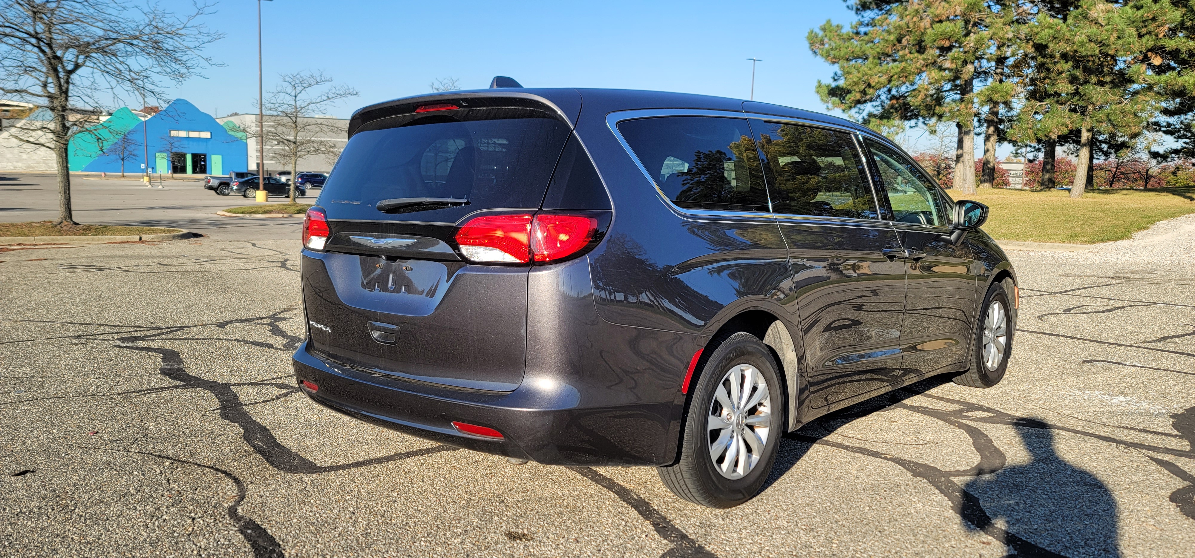 2017 Chrysler Pacifica Touring 4