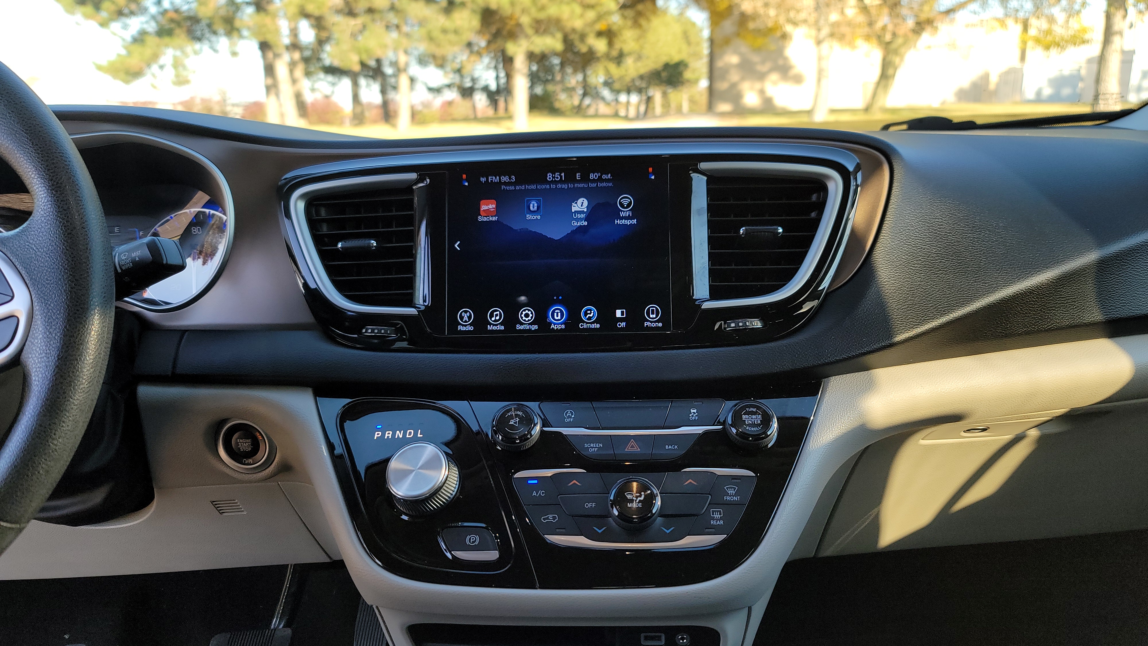 2017 Chrysler Pacifica Touring 26