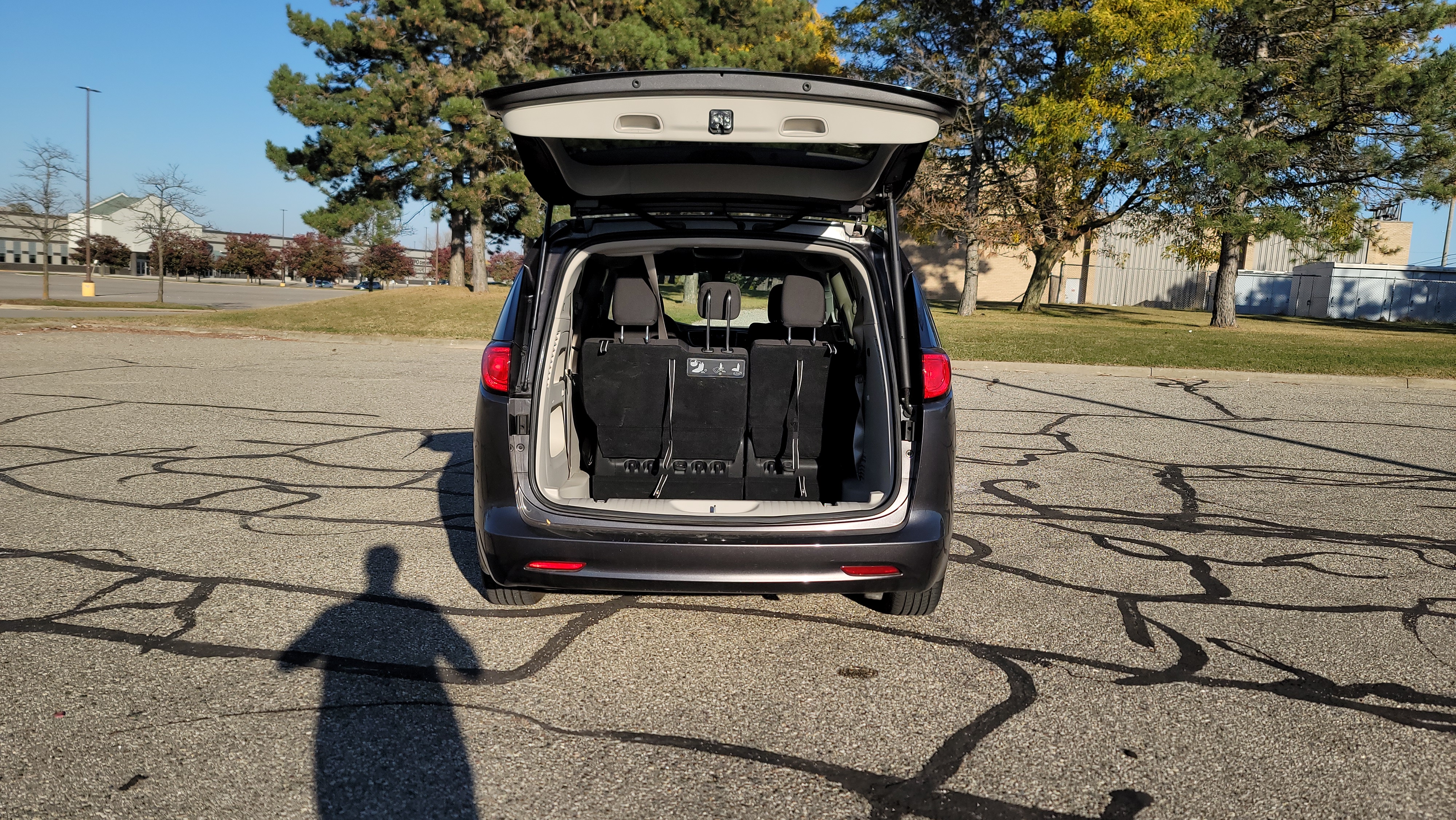 2017 Chrysler Pacifica Touring 35