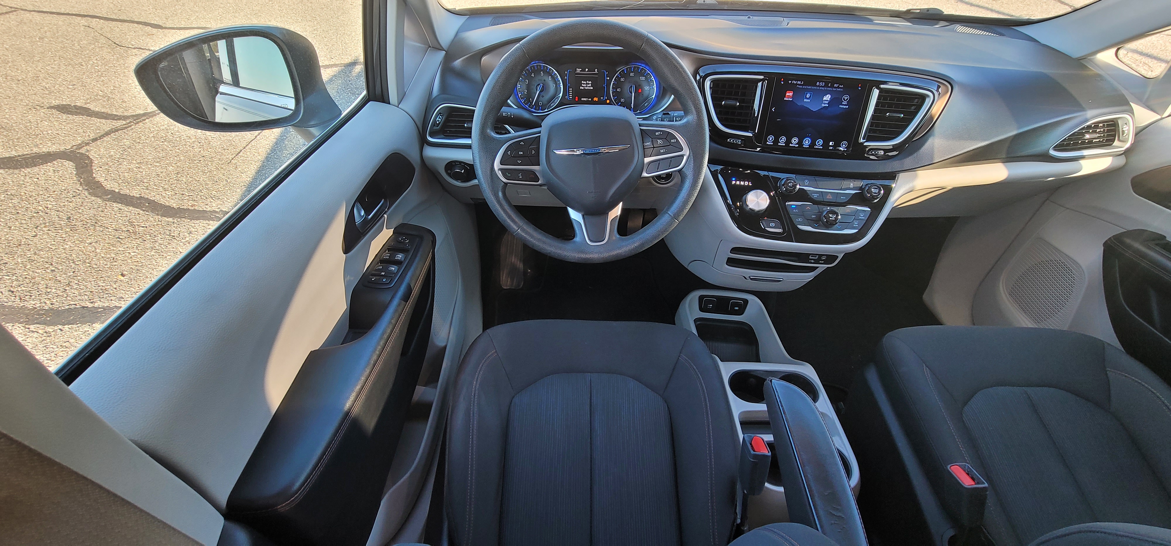 2017 Chrysler Pacifica Touring 39