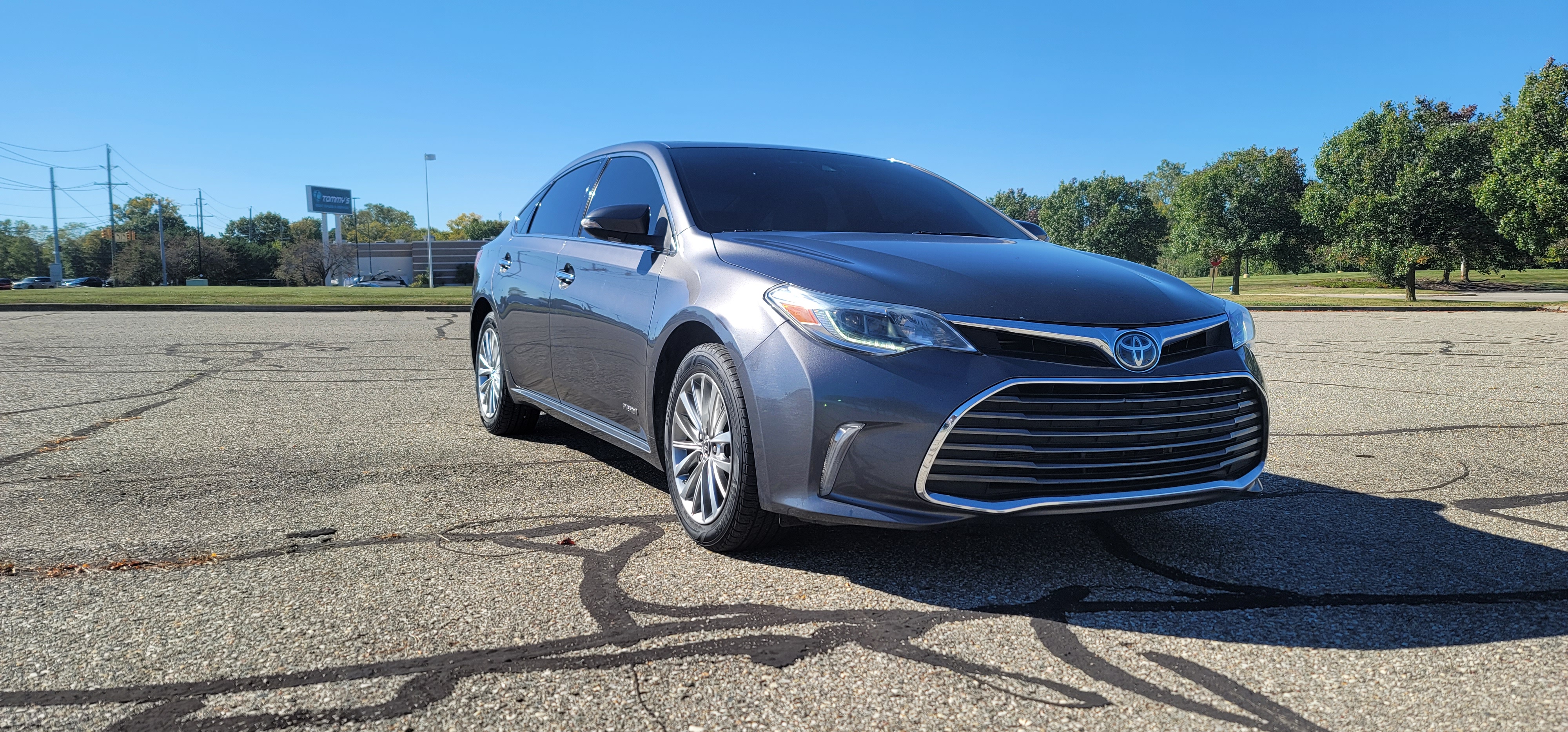 2018 Toyota Avalon Hybrid Limited 2