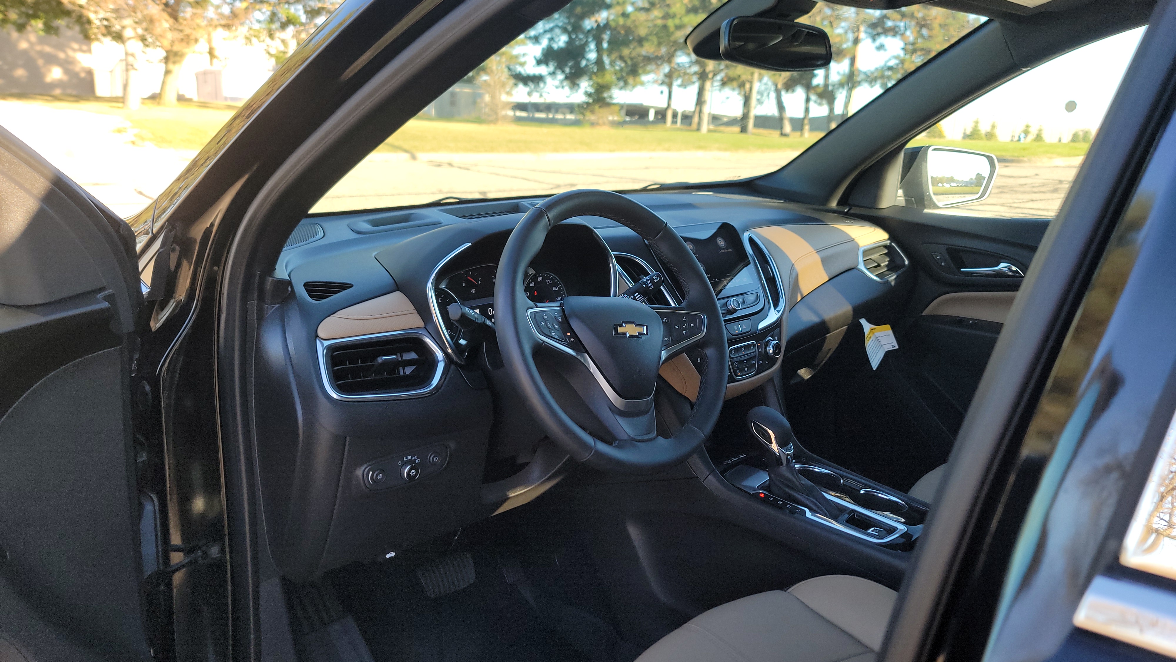 2023 Chevrolet Equinox Premier 32