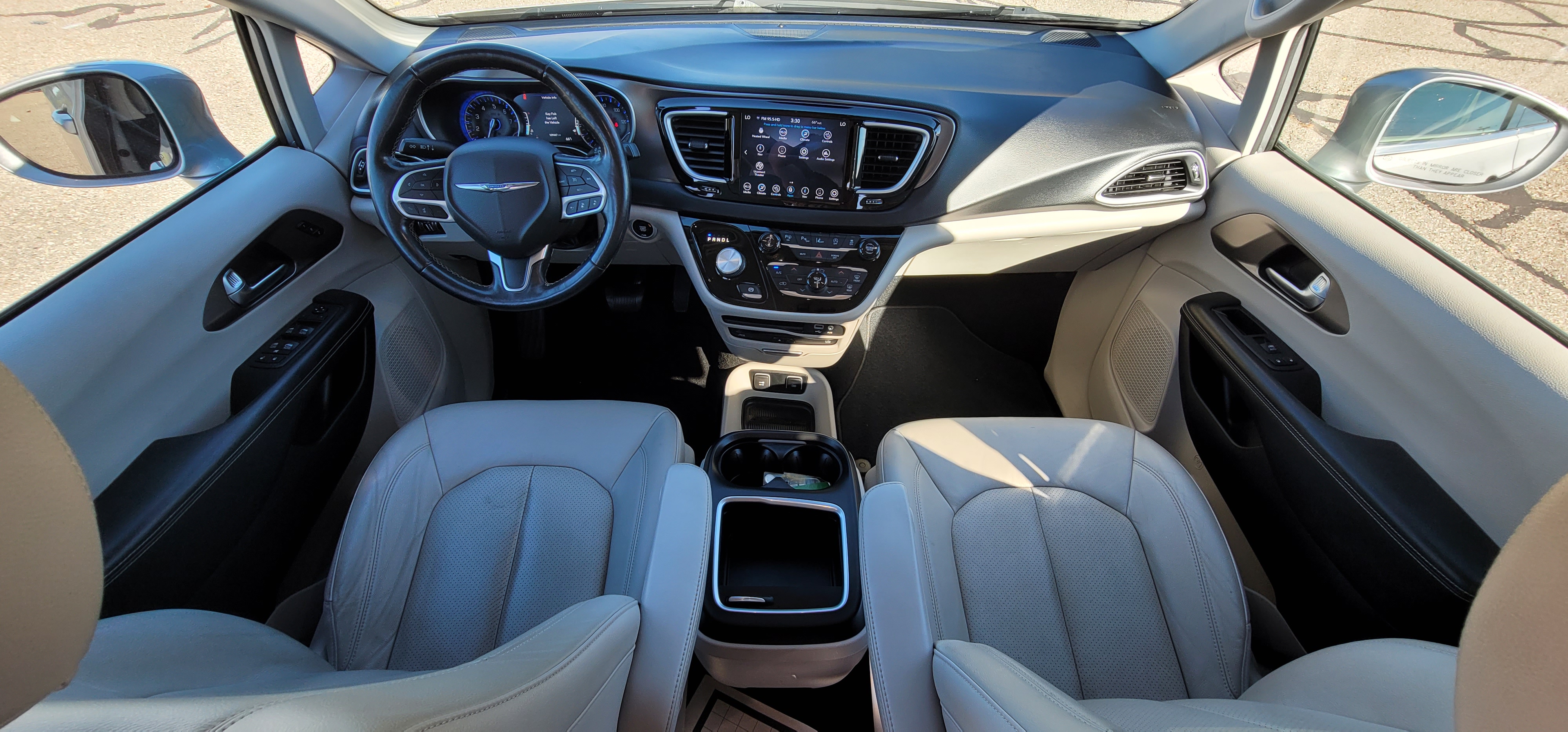 2020 Chrysler Pacifica Touring L Plus 38