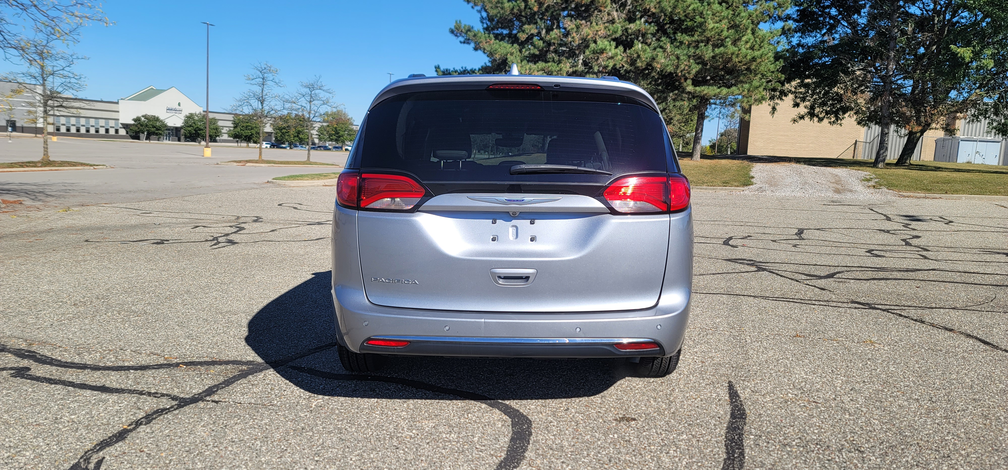 2020 Chrysler Pacifica Touring L Plus 40