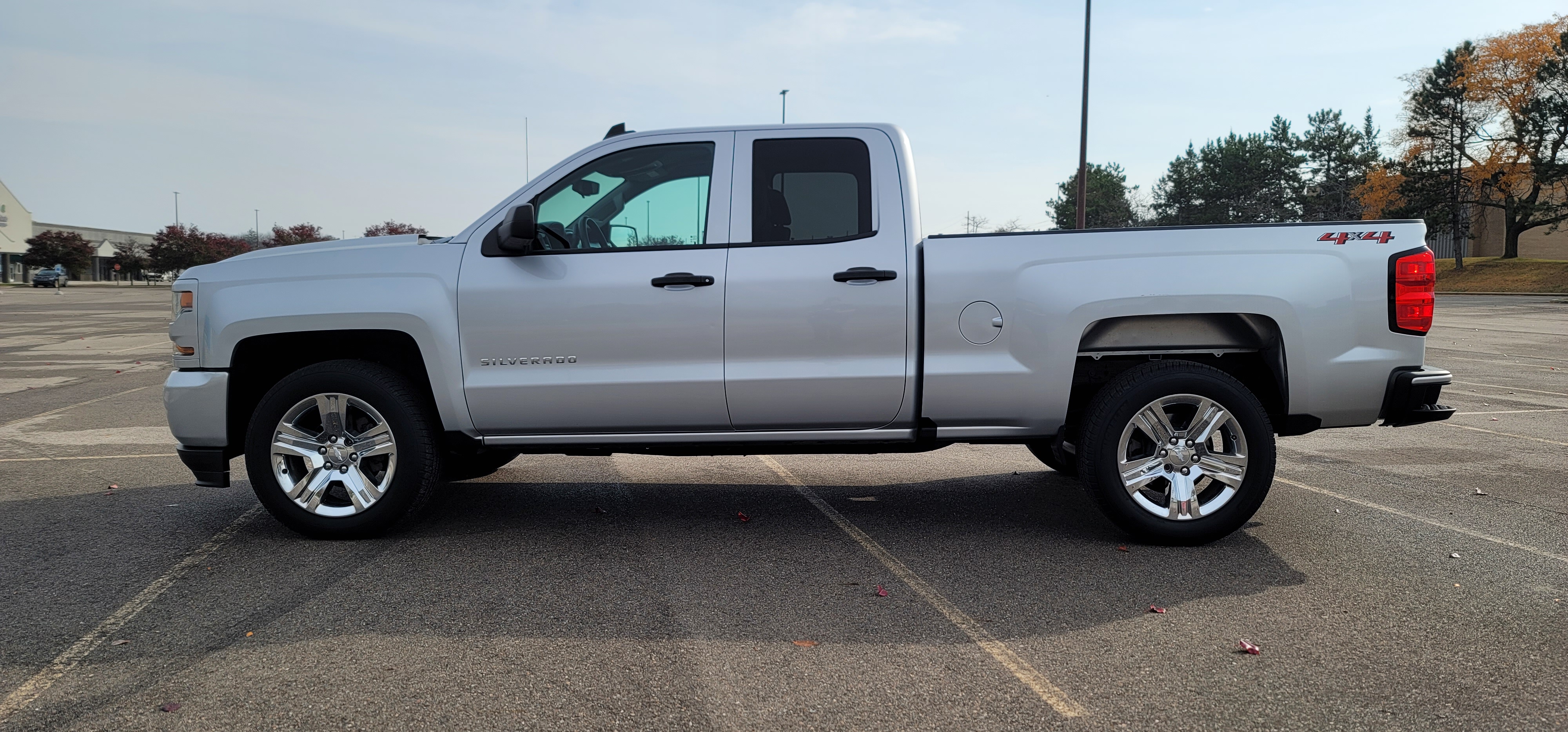 2019 Chevrolet Silverado 1500 LD Silverado Custom 6