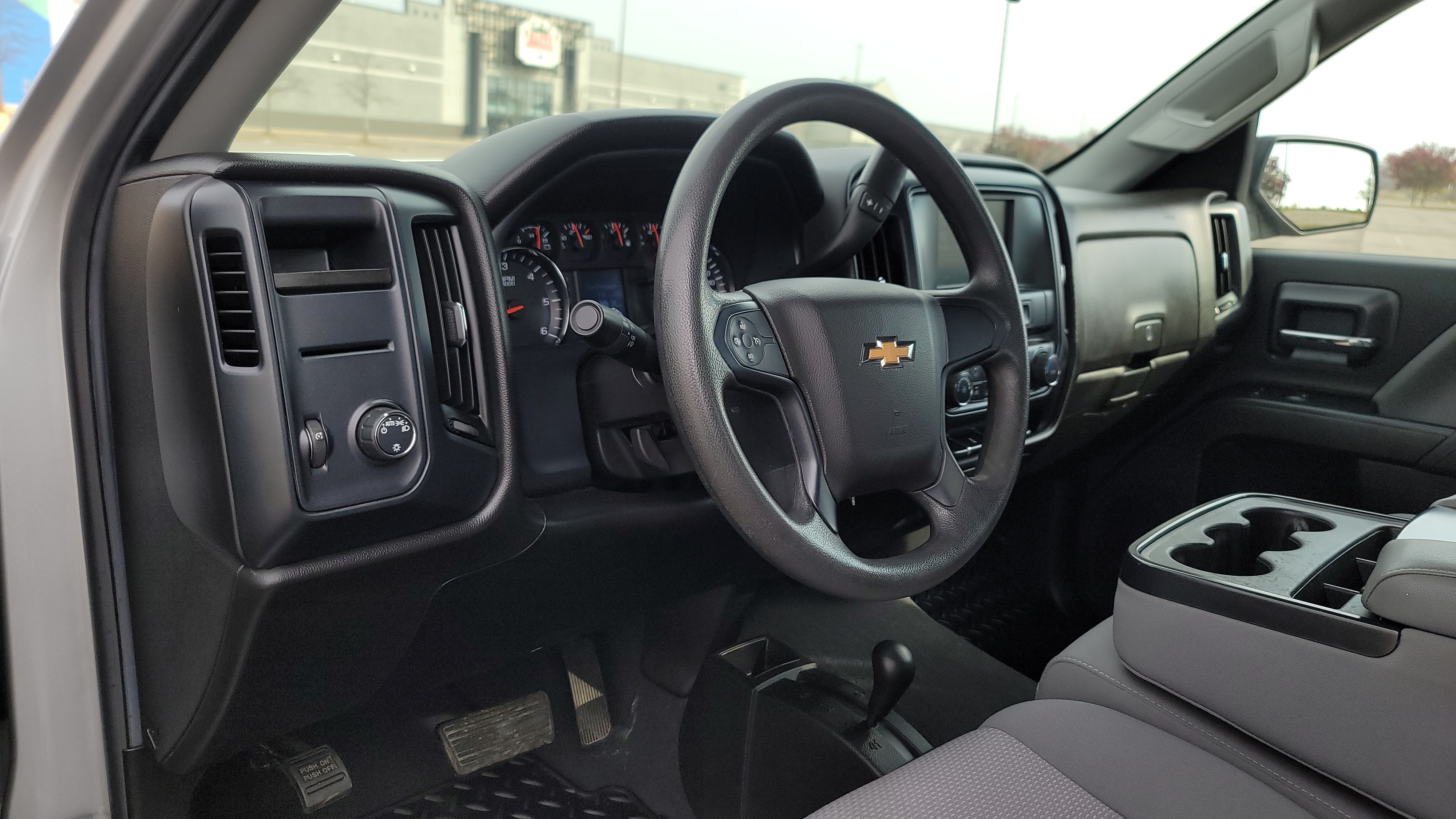 2019 Chevrolet Silverado 1500 LD Silverado Custom 27