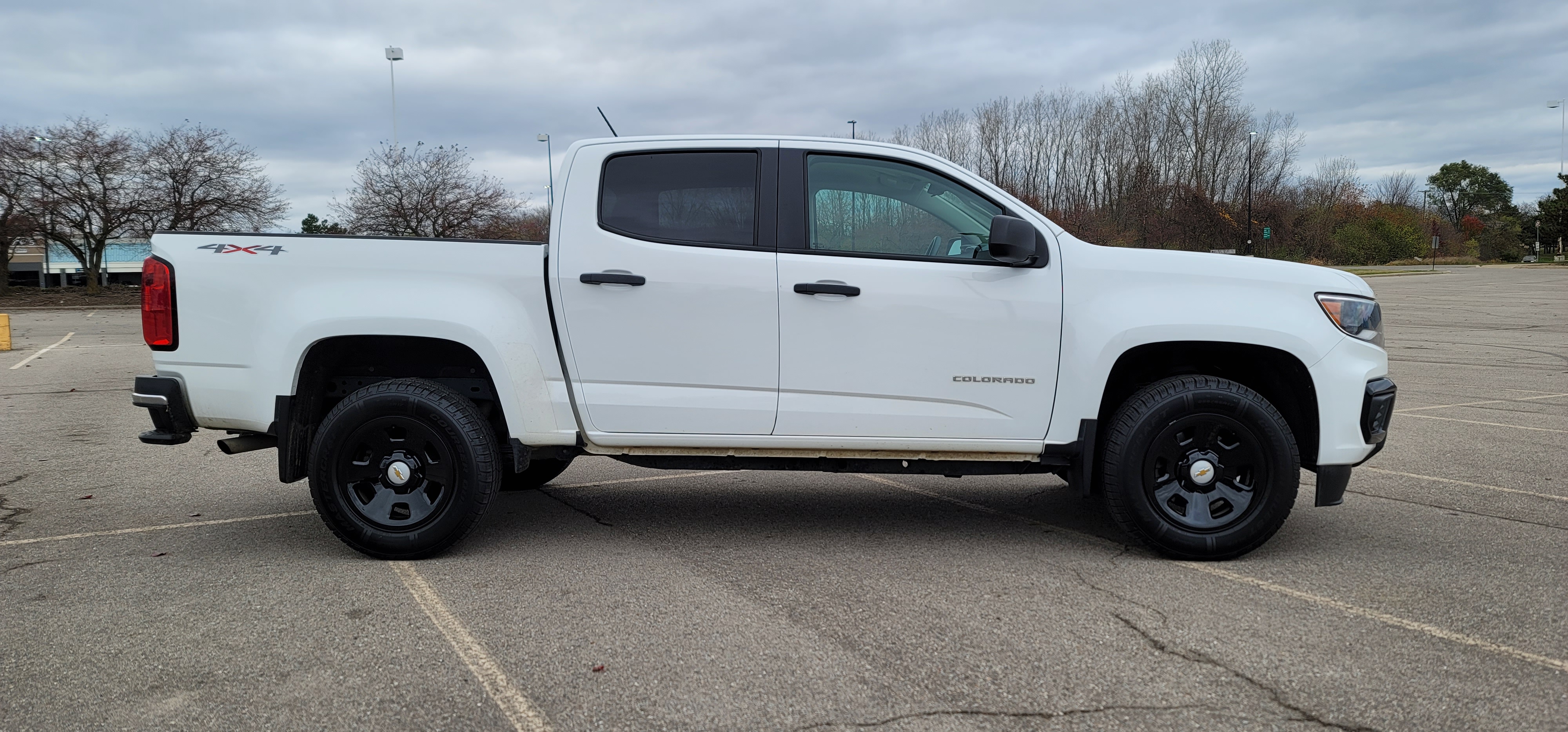 2021 Chevrolet Colorado Work Truck 3