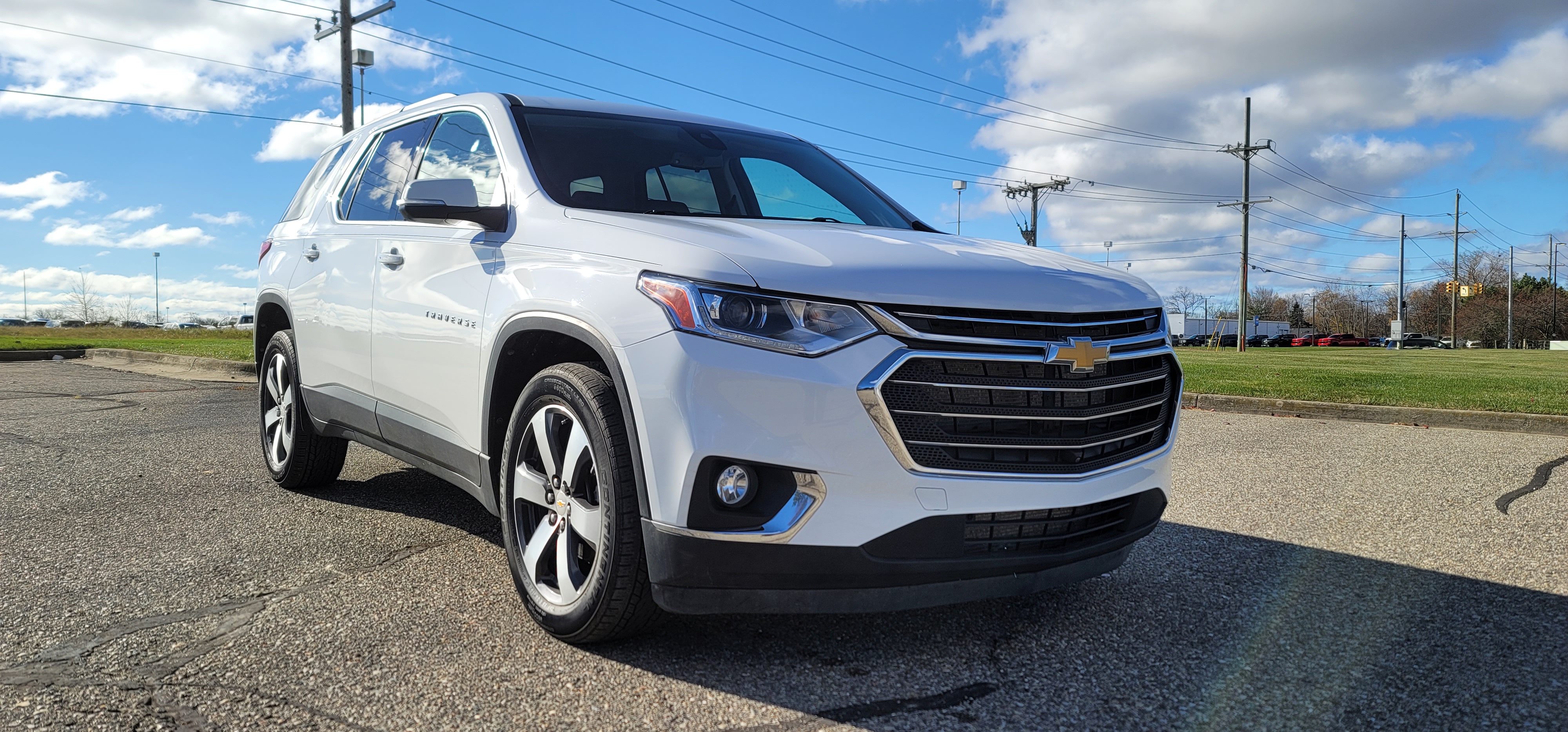 2021 Chevrolet Traverse LT Leather 2