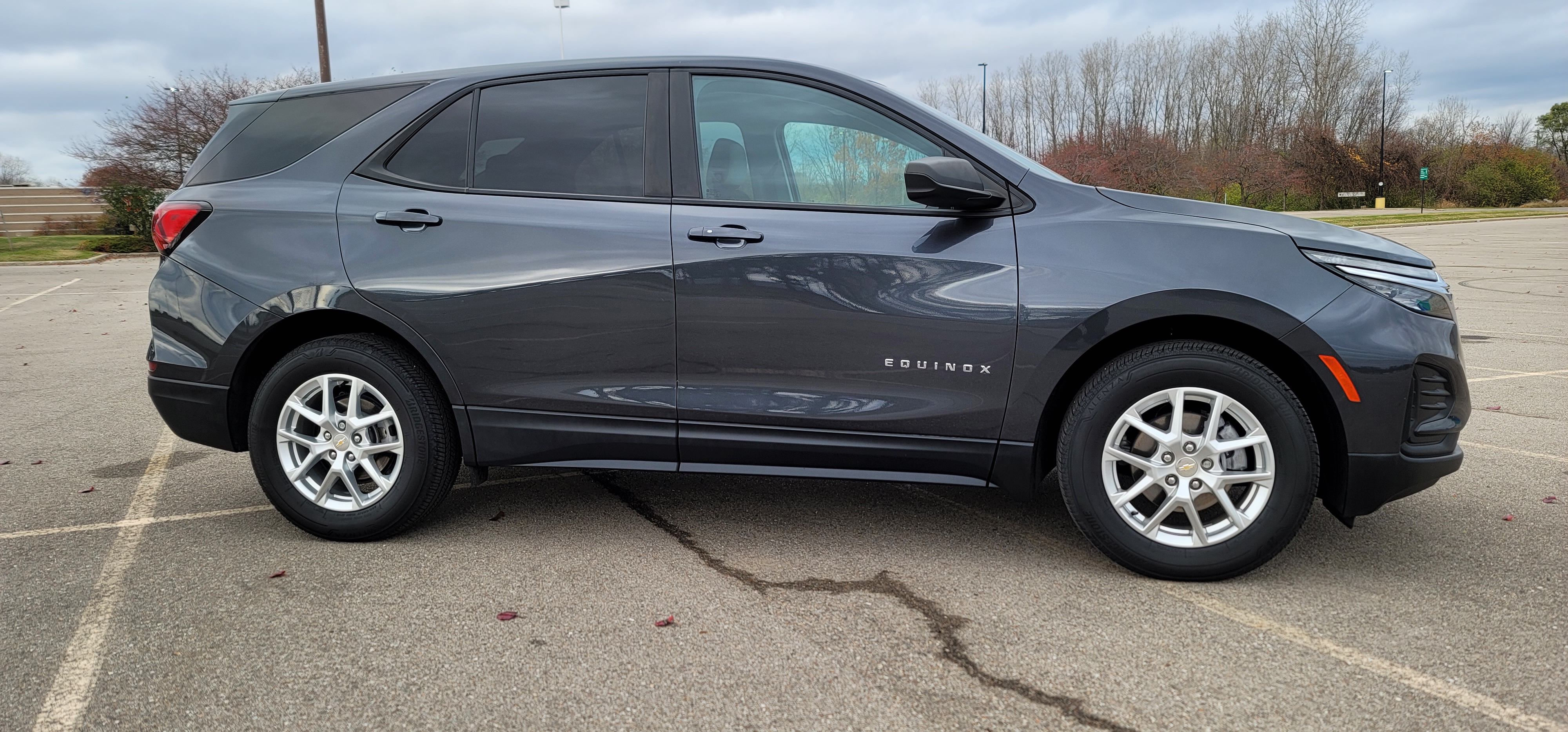 2022 Chevrolet Equinox LS 2