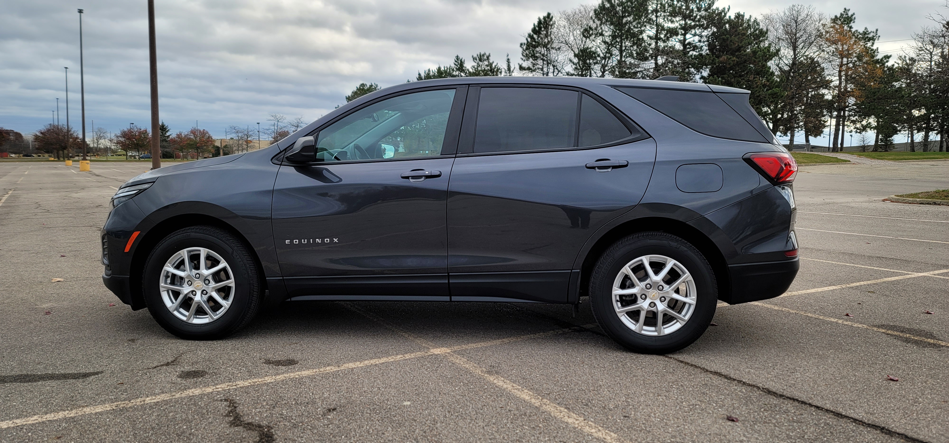 2022 Chevrolet Equinox LS 5