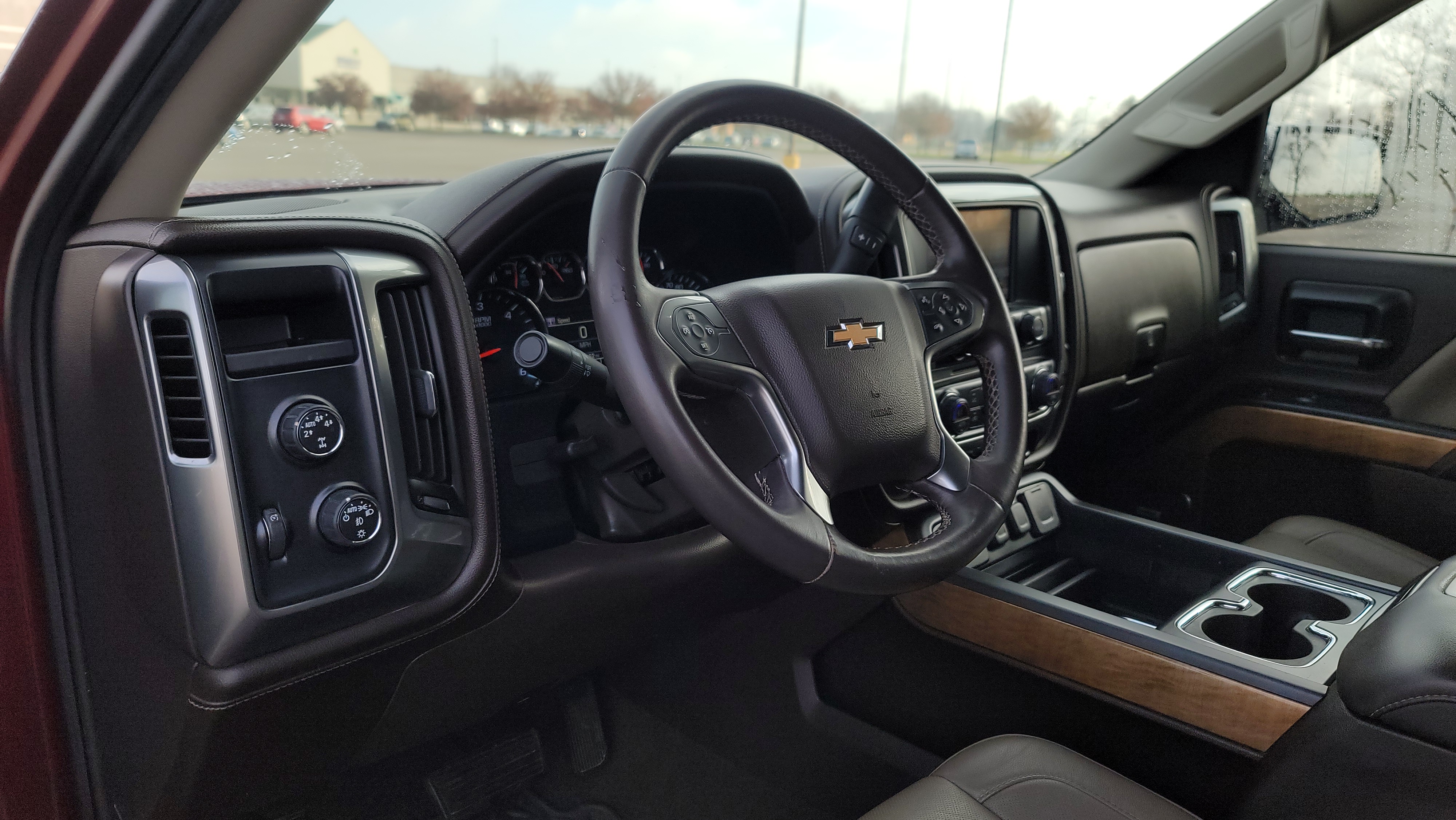 2014 Chevrolet Silverado 1500 LTZ 29