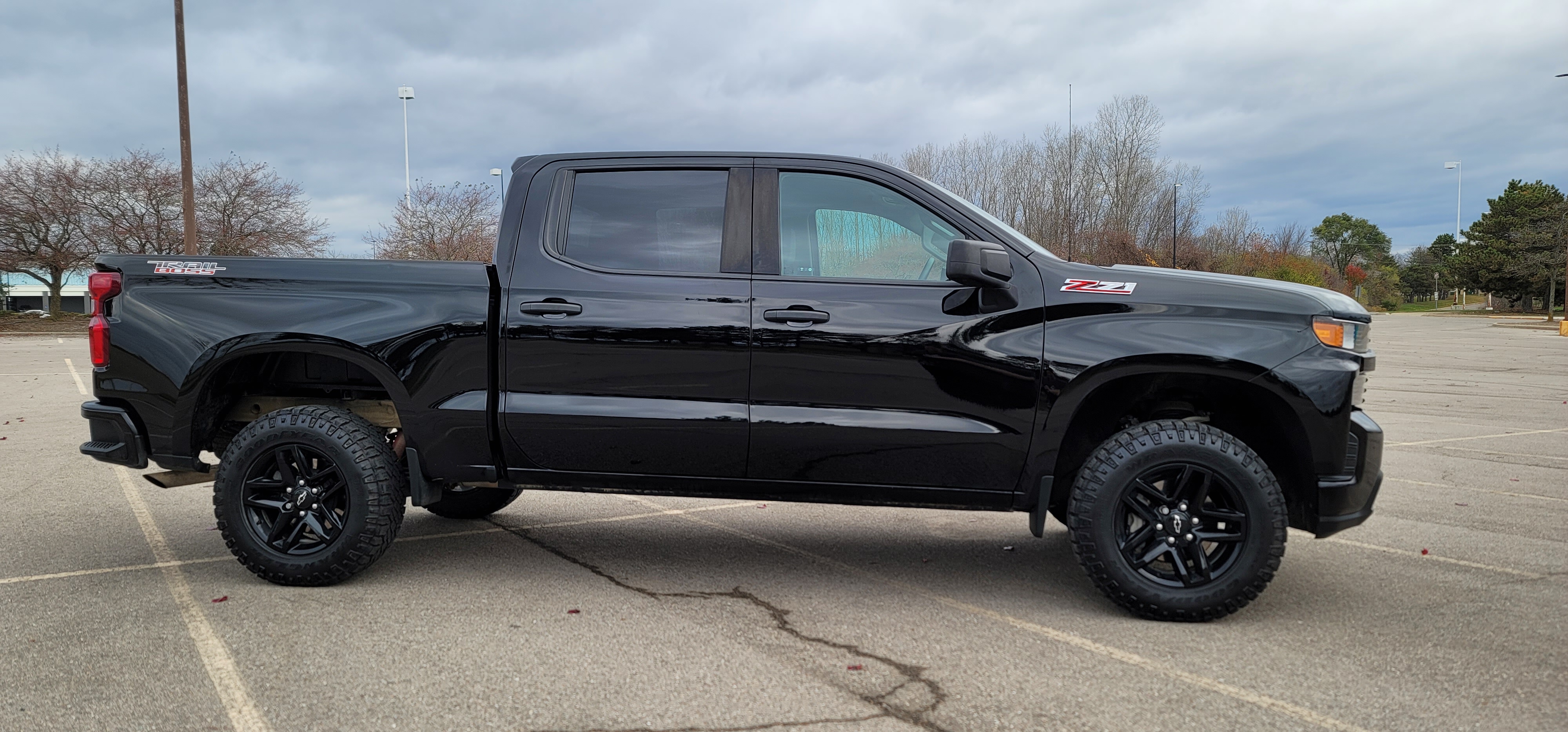 2022 Chevrolet Silverado 1500 LTD Custom Trail Boss 3