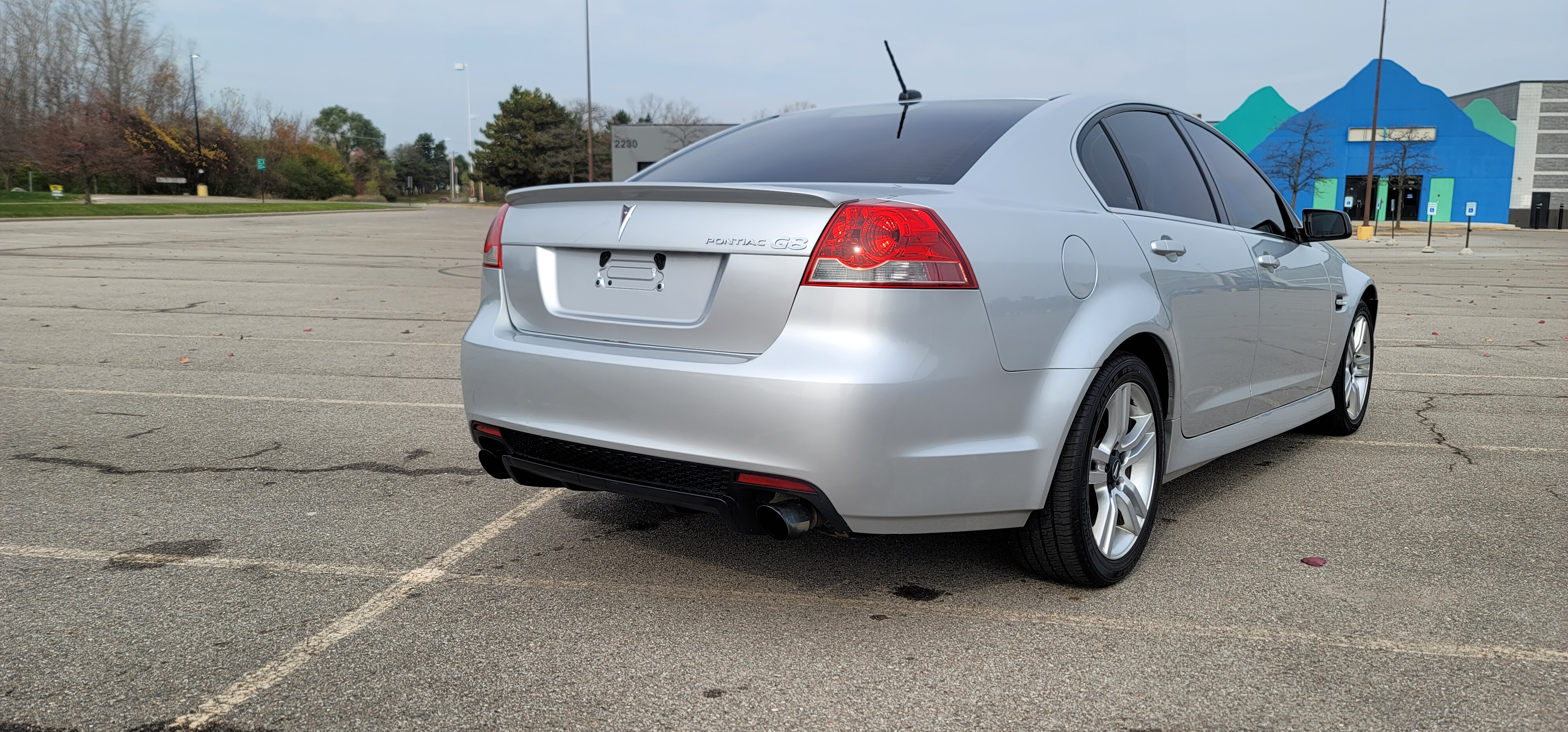 2009 Pontiac G8 Base 4