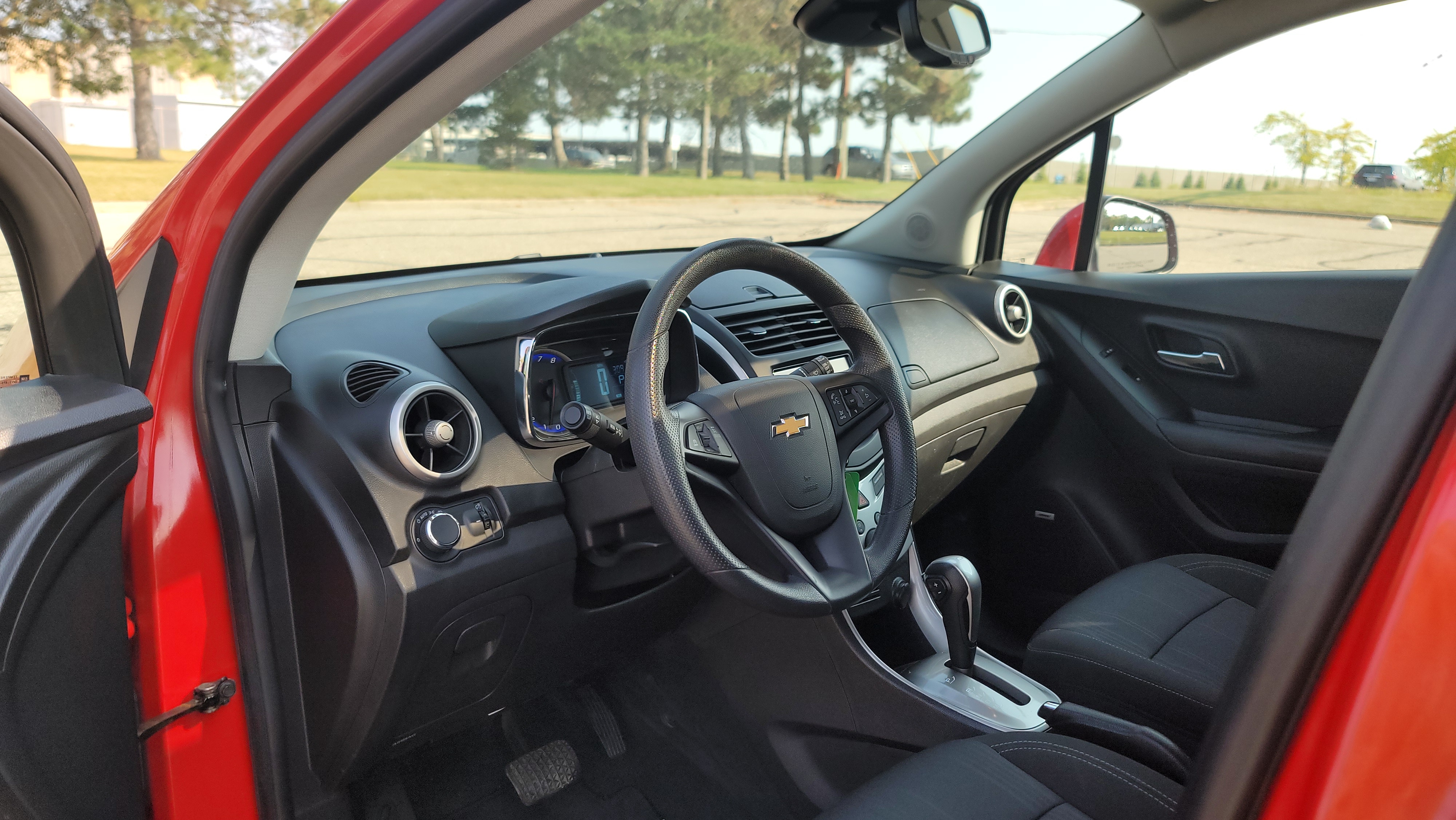 2015 Chevrolet Trax LT 30