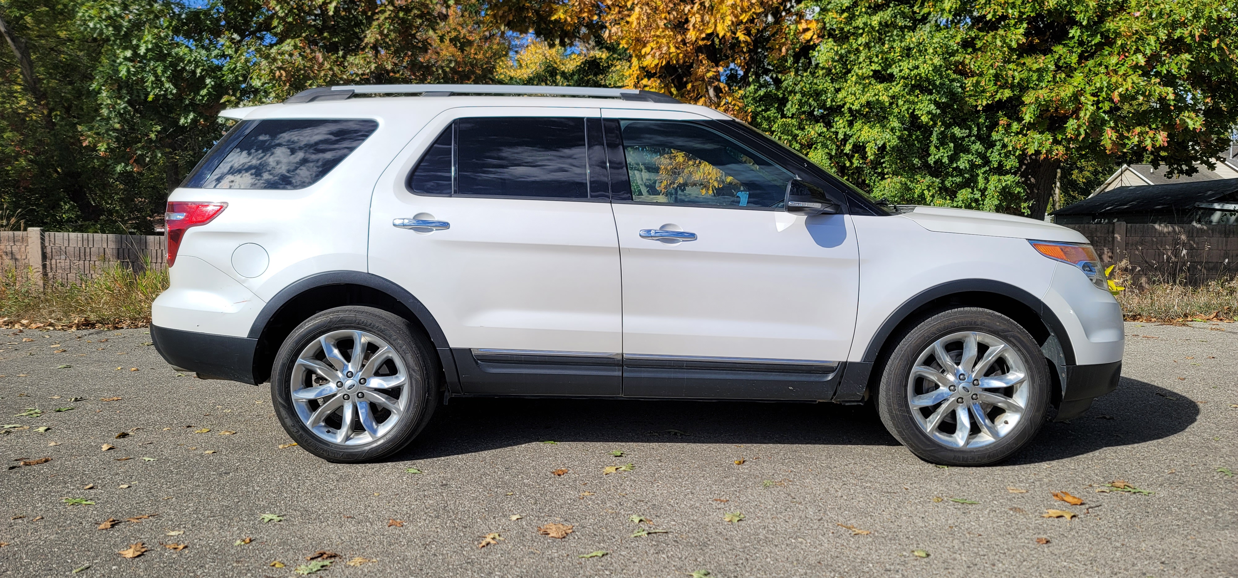 2015 Ford Explorer XLT 3