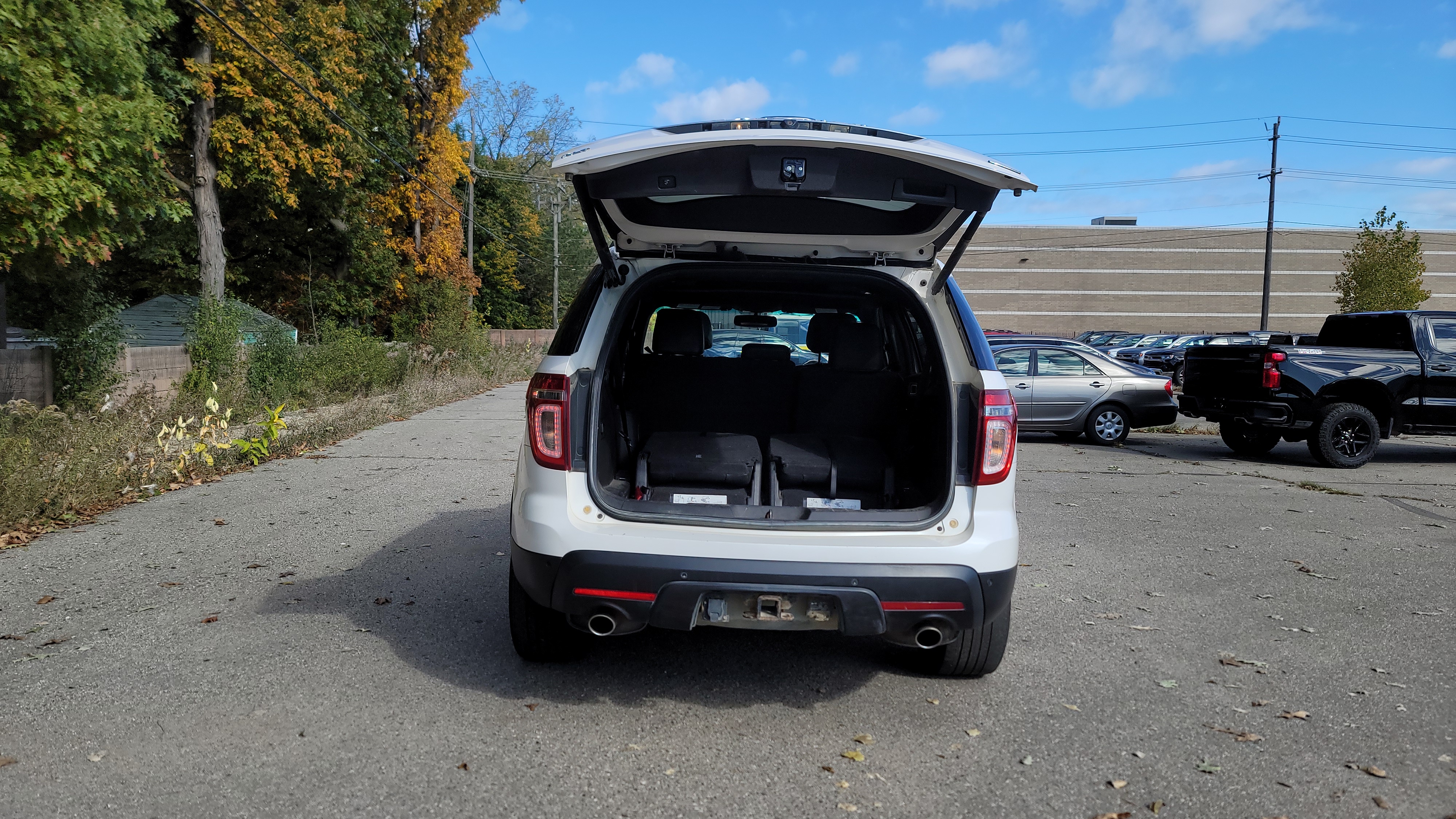 2015 Ford Explorer XLT 30