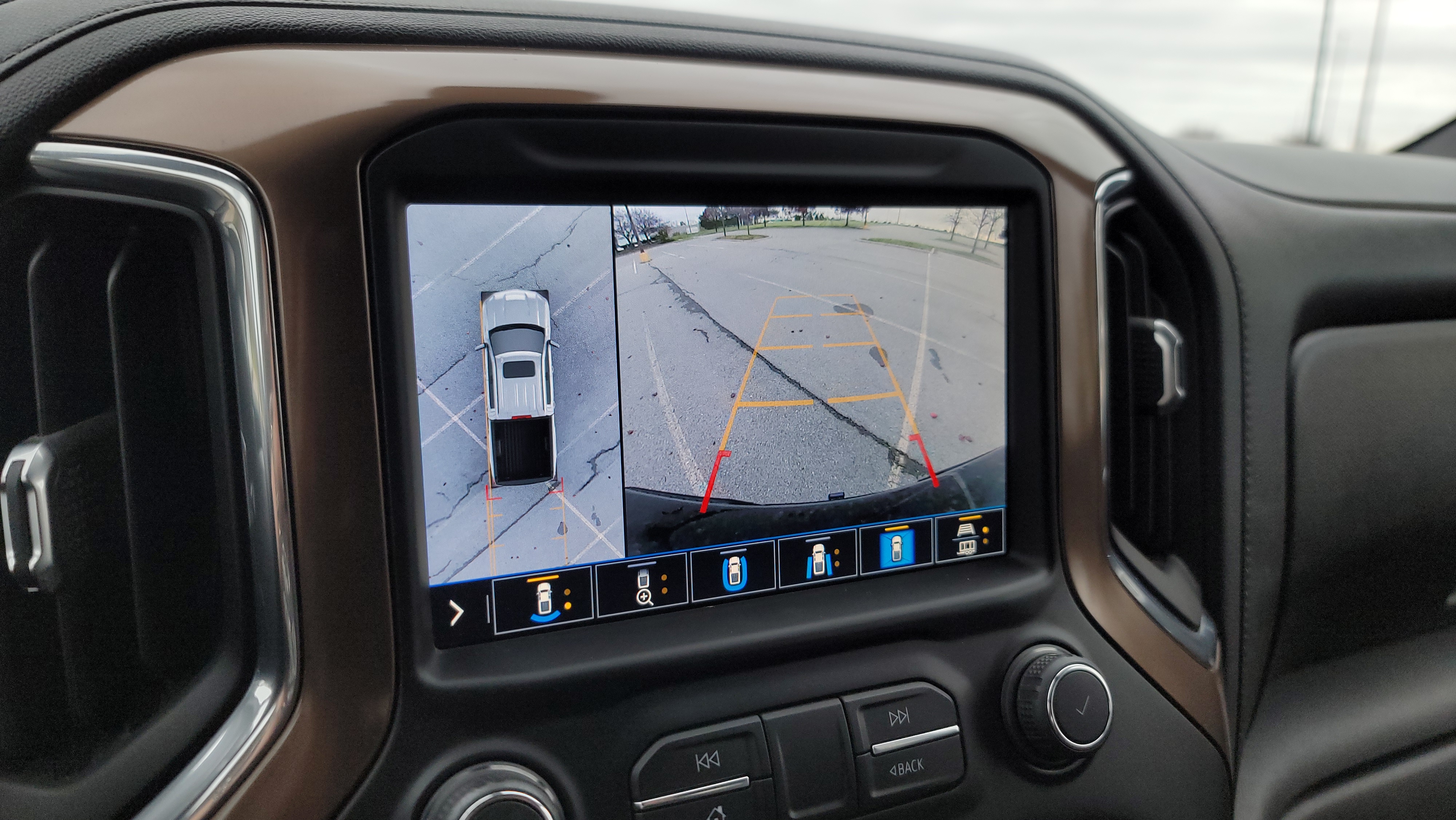 2020 Chevrolet Silverado 1500 High Country 20