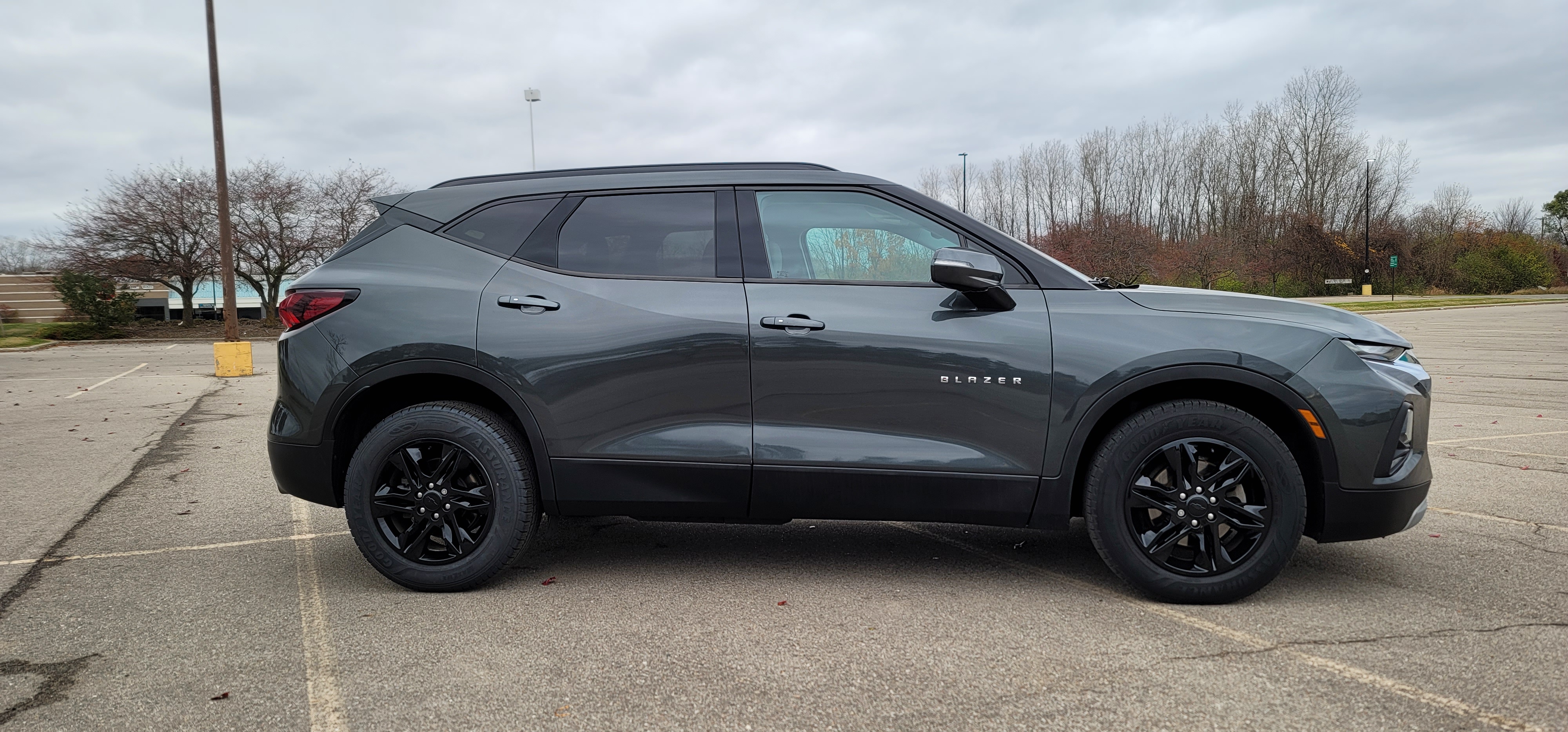 2019 Chevrolet Blazer Base 2